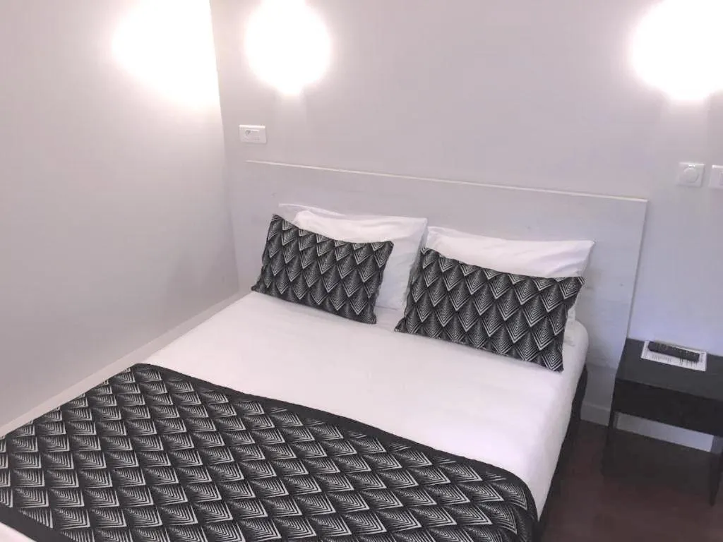 Bed in Hôtel Vendôme