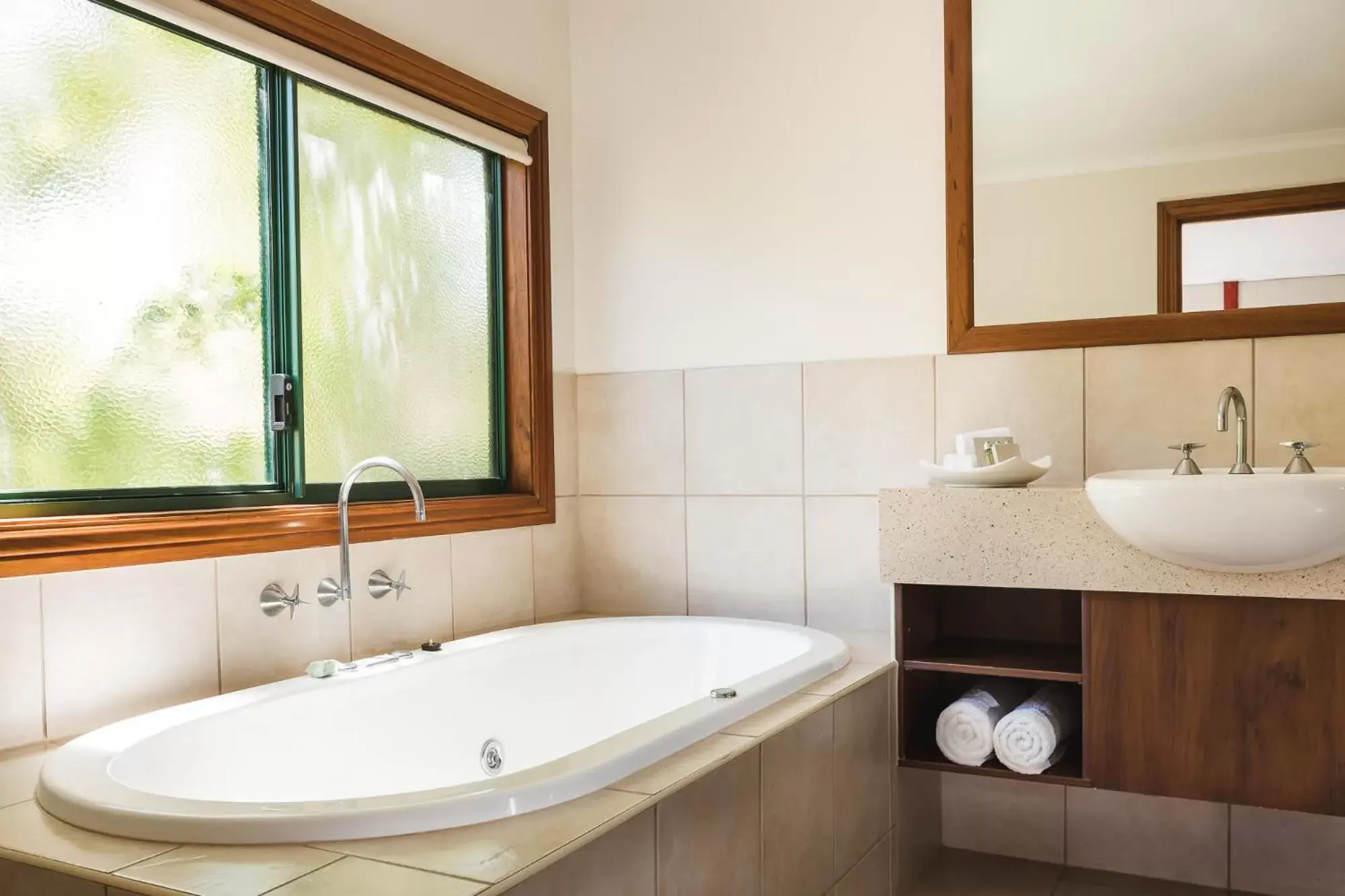 Bathroom in Cable Beach Club Resort & Spa