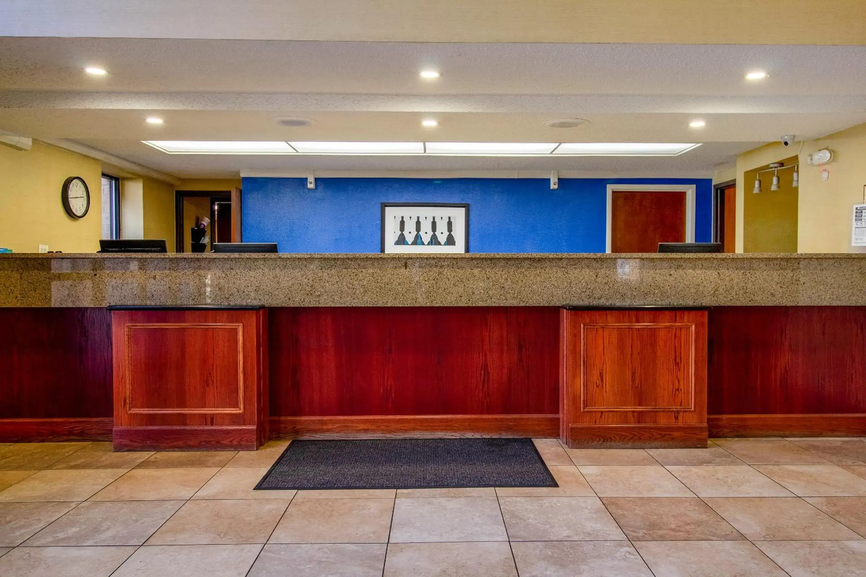 Lobby or reception, Lobby/Reception in Tulsa Square Hotel Central, I-44 By OYO