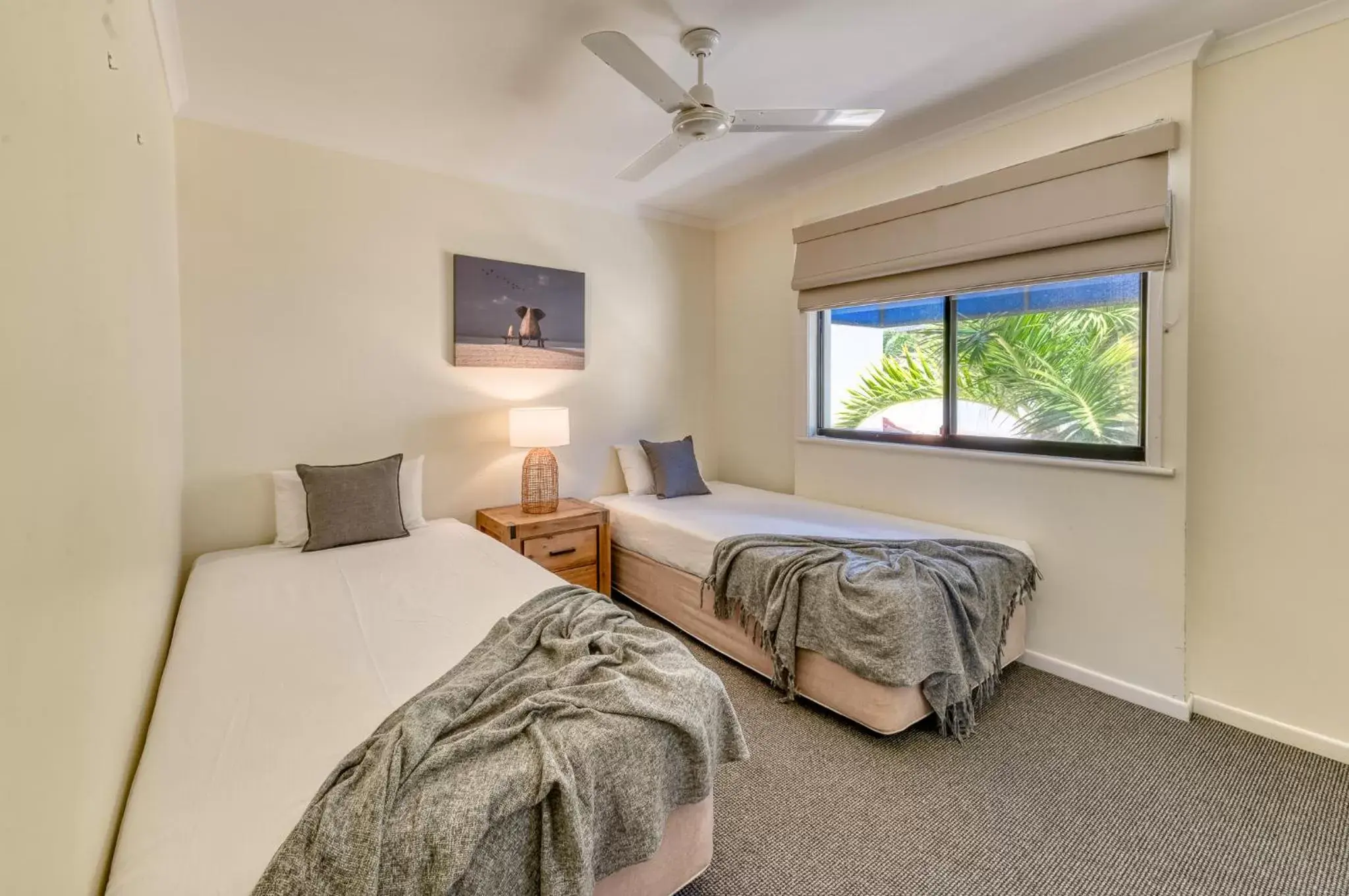 Bedroom, Bed in The Point Coolum