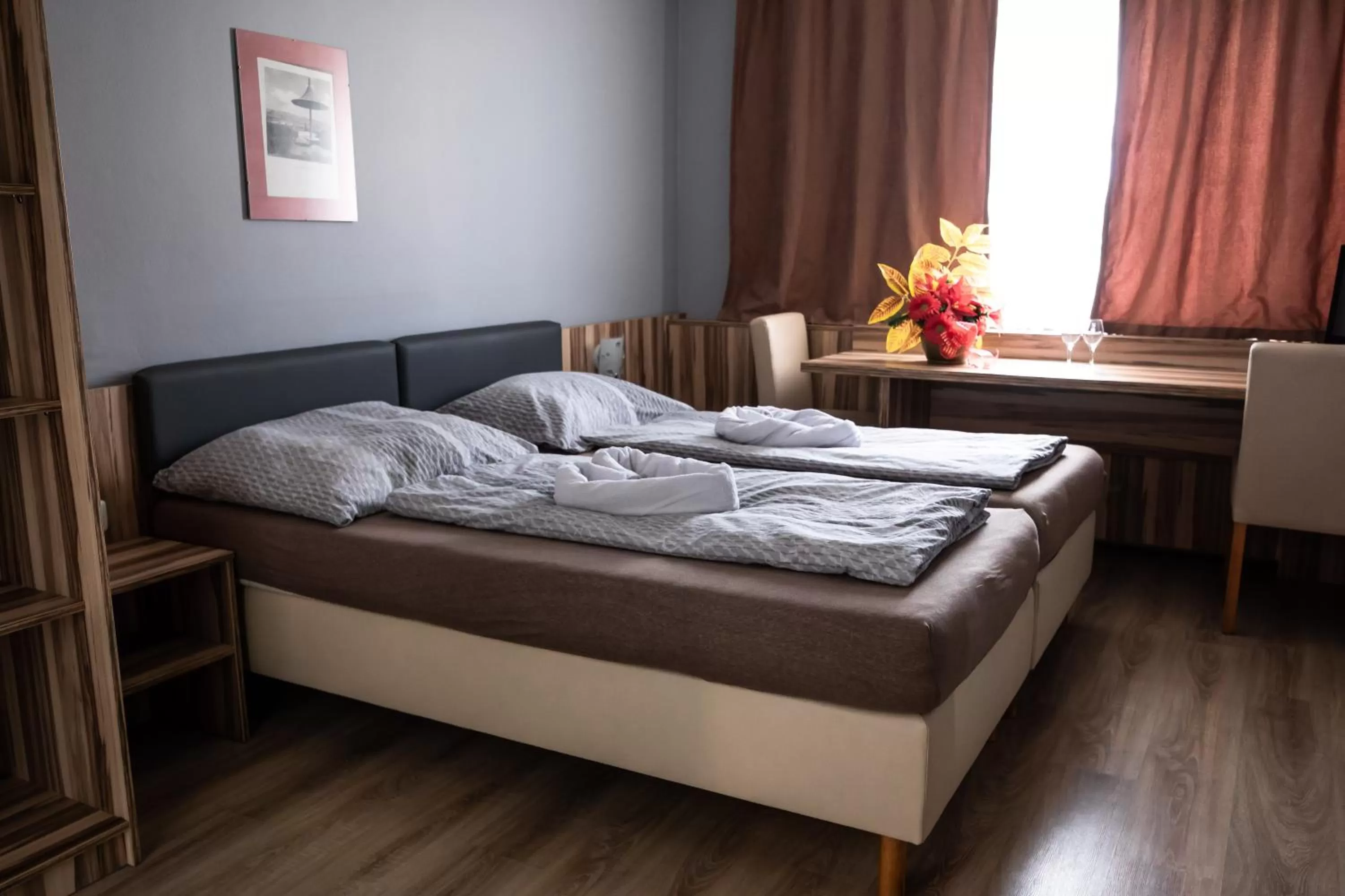 Bed in Hotel Am Limes