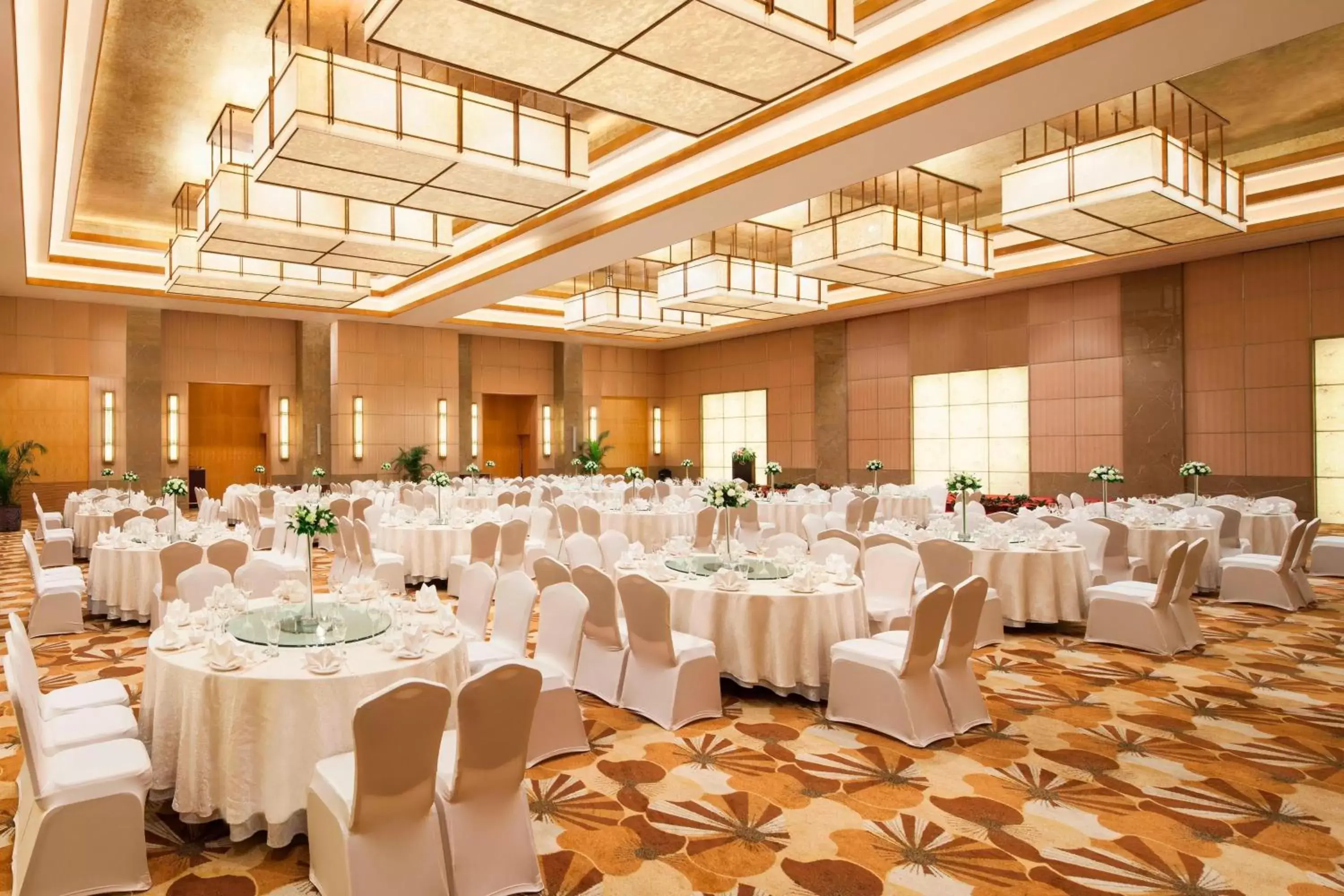 Meeting/conference room, Banquet Facilities in Sheraton Haikou Hotel