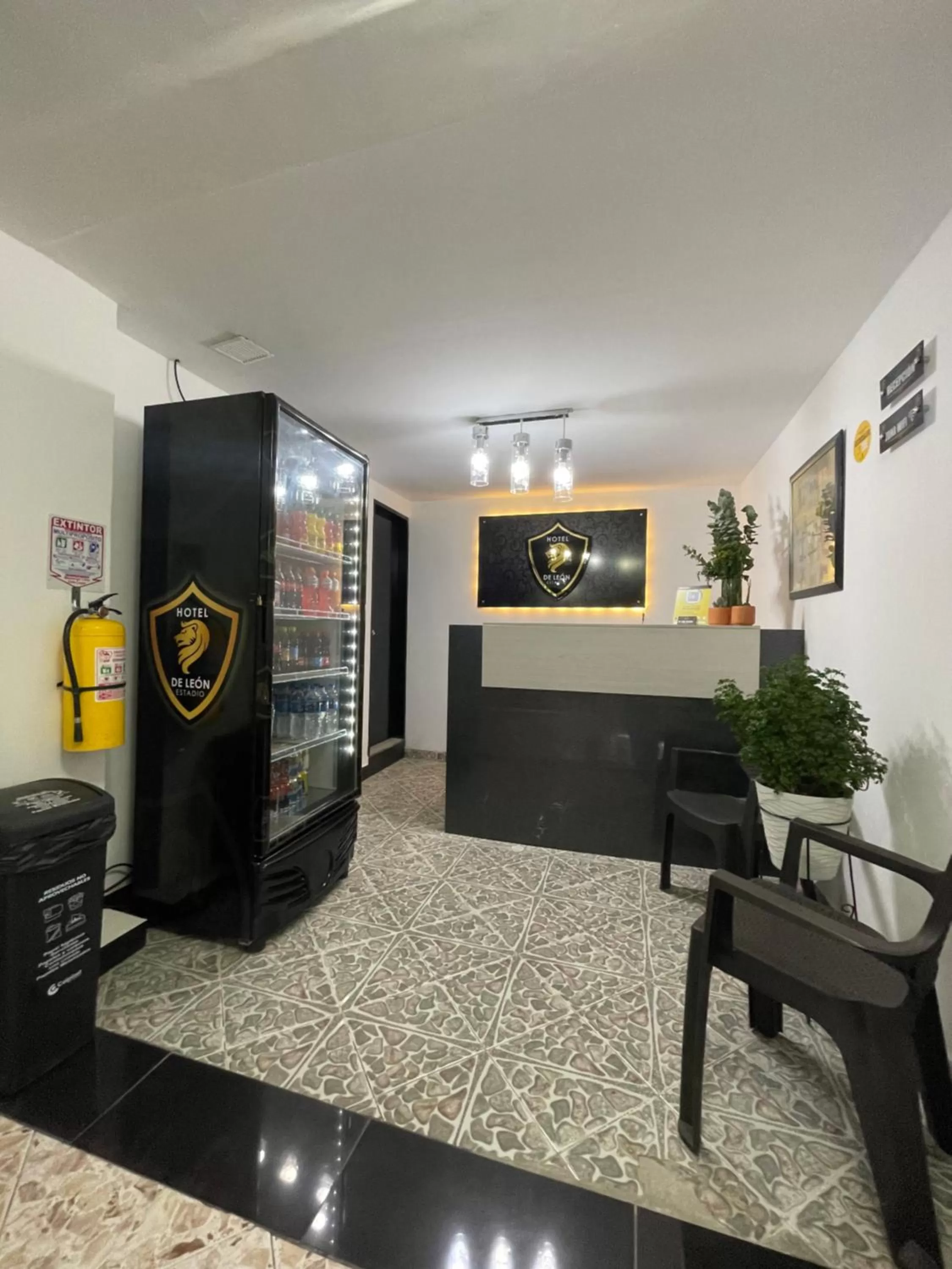 Property building in Hotel De León Estadio