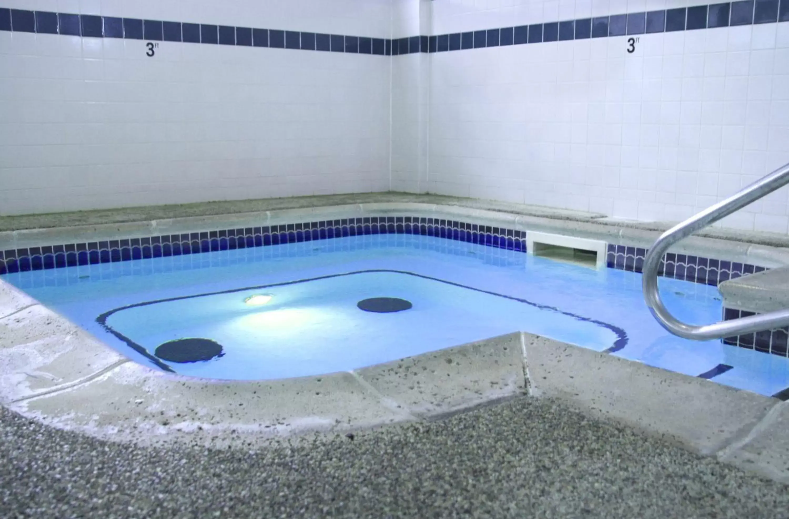 Pool view, Swimming Pool in Hampton Inn South Heritage Park