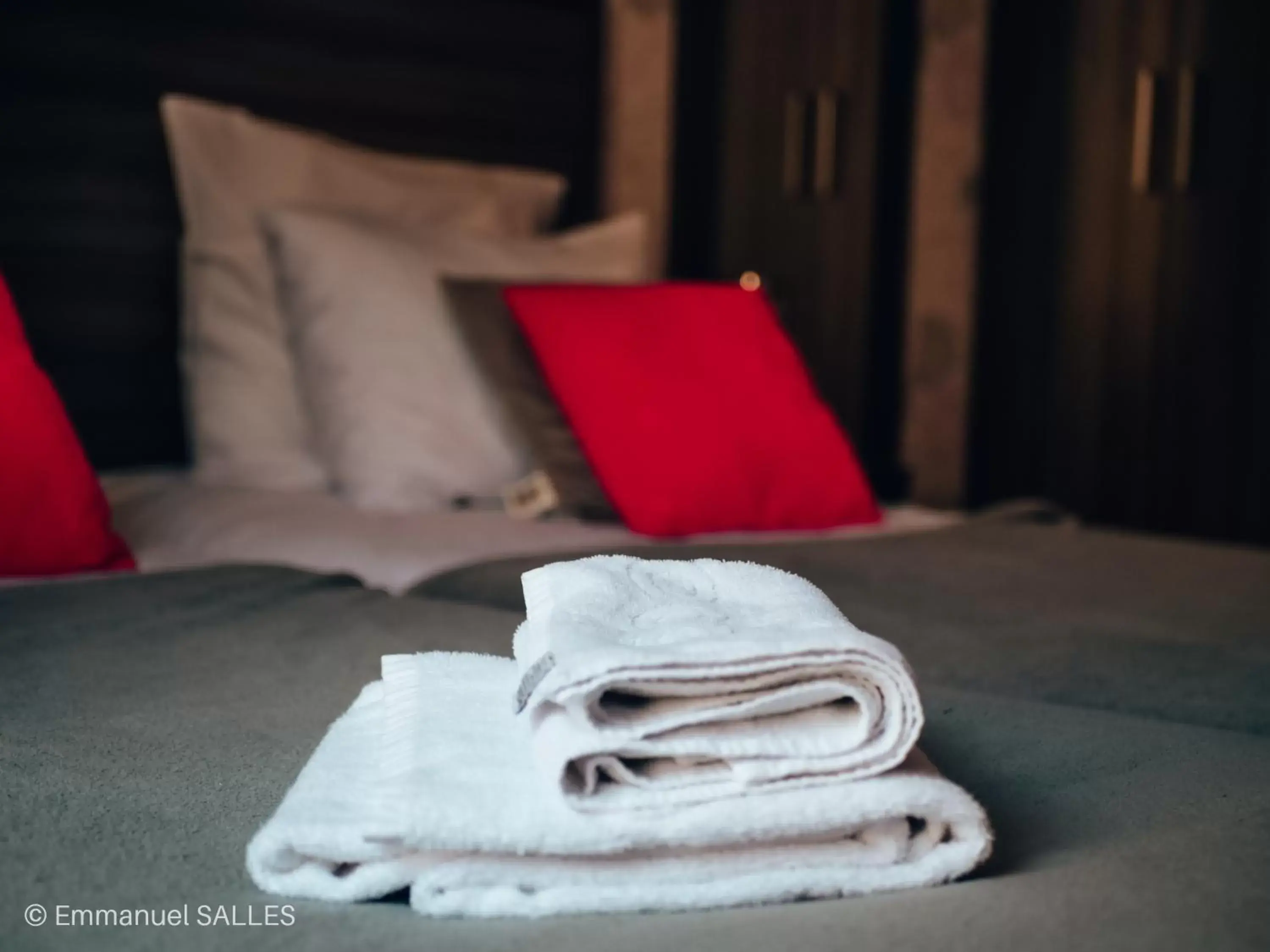 Bed in Hôtel Le Saint Patrice