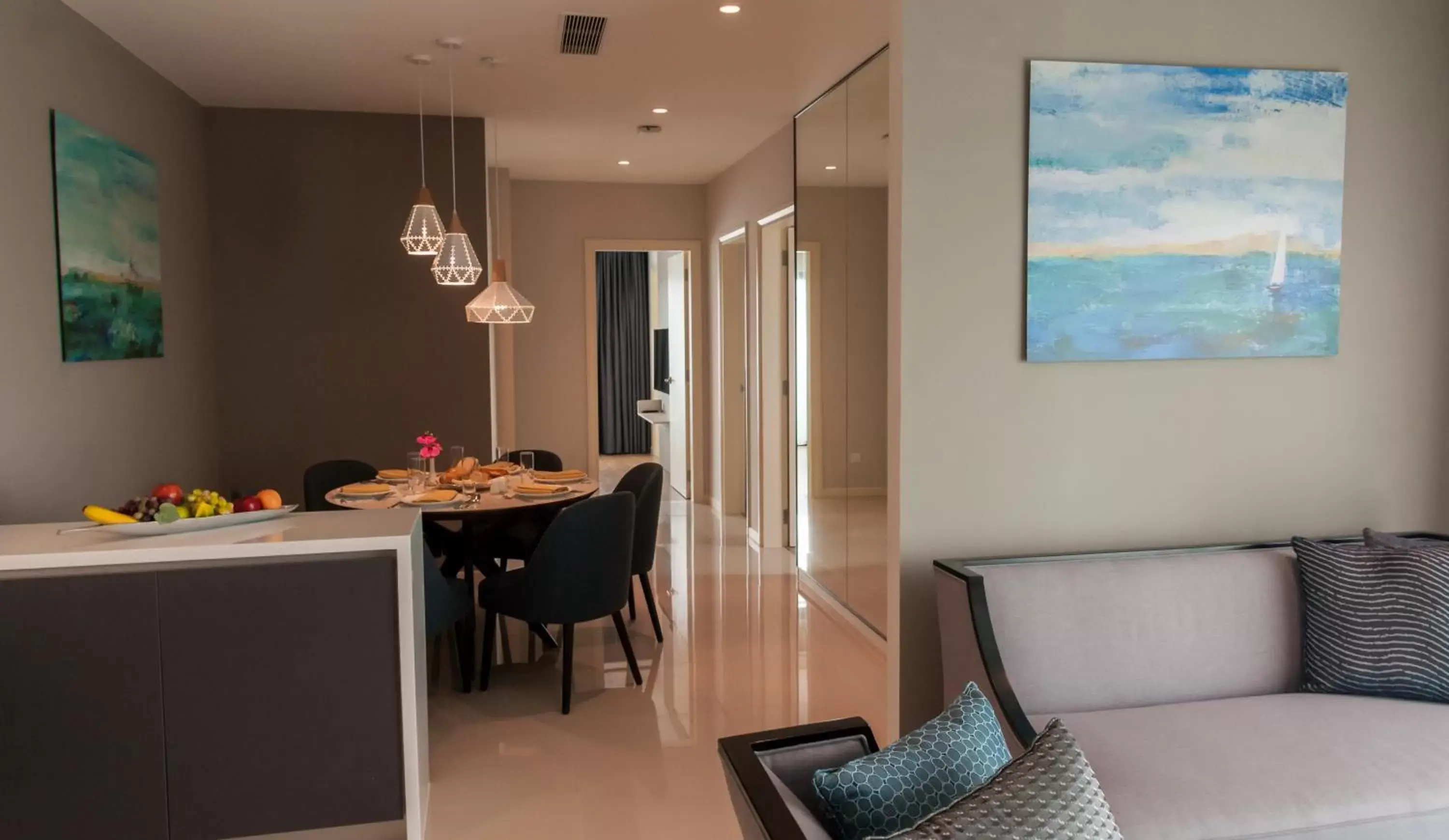 Dining area in Suasana Suites Hotel Johor Bahru