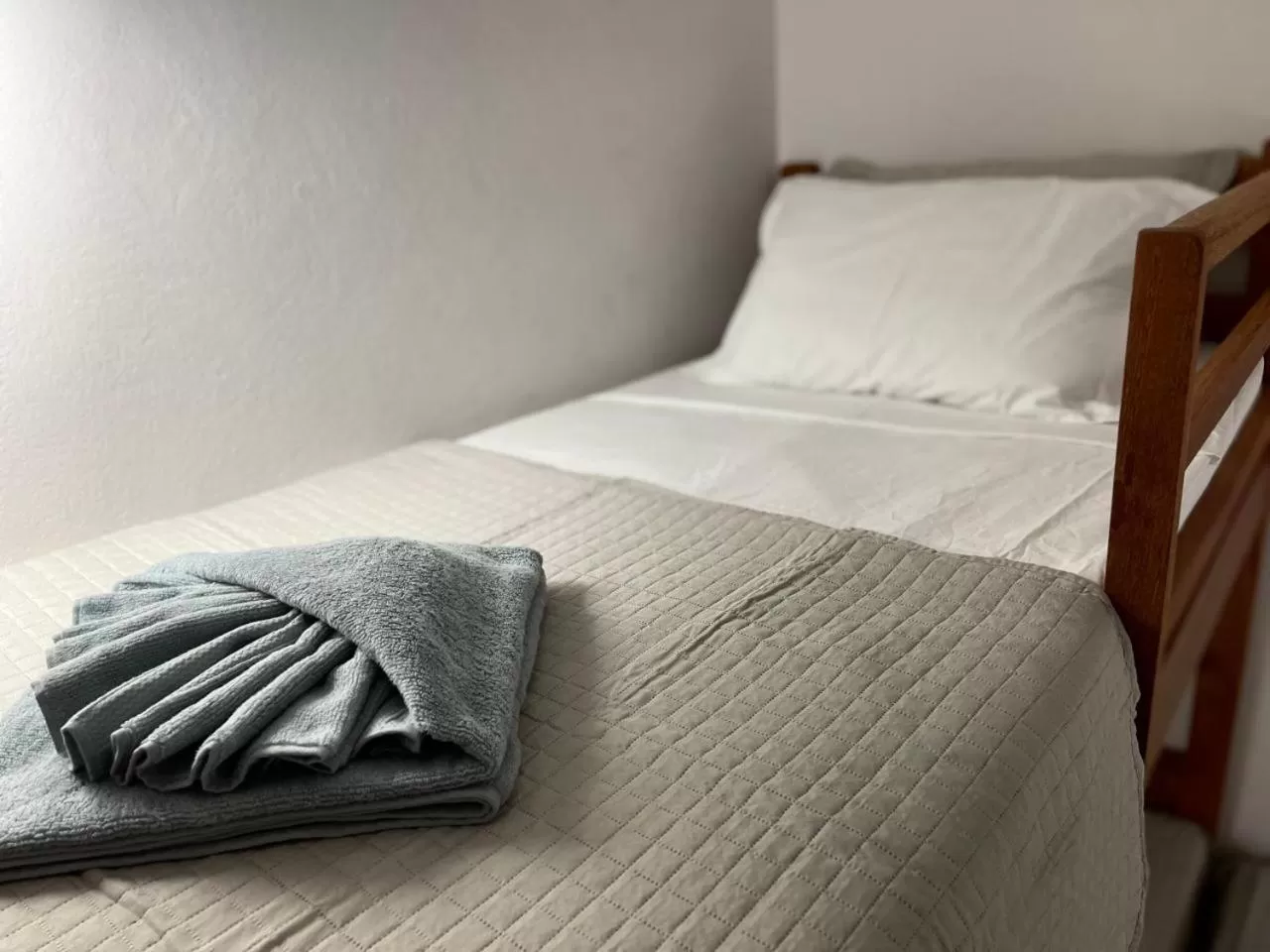 Triple Room with Bathroom in Pousada Lanea Experience