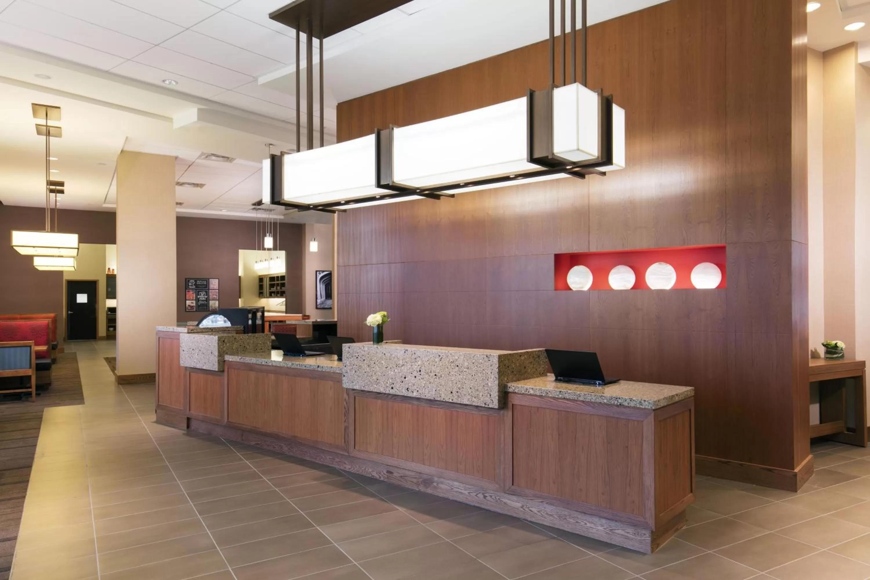 Lobby or reception in Hyatt Place Charleston - Historic District