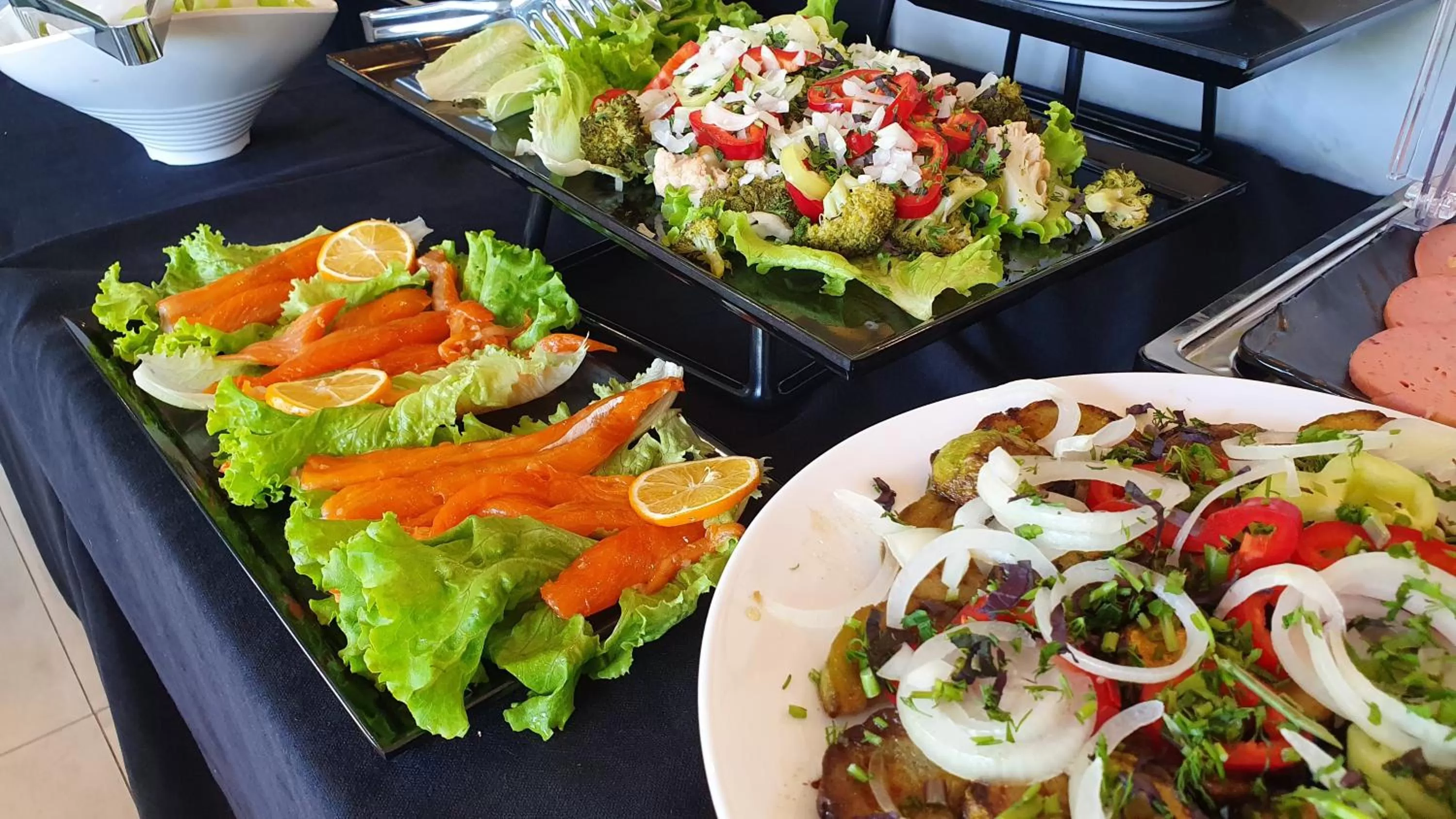 Restaurant/places to eat in CAROUSEL HOTEL