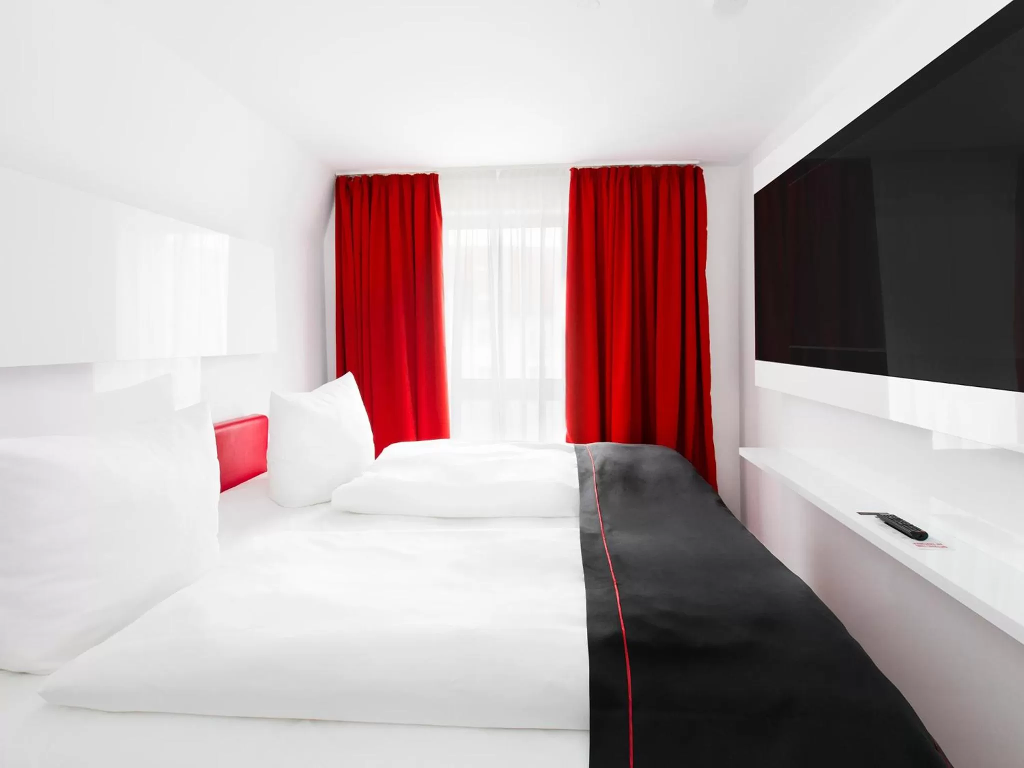 Photo of the whole room, Bed in Hotel Andante Rust