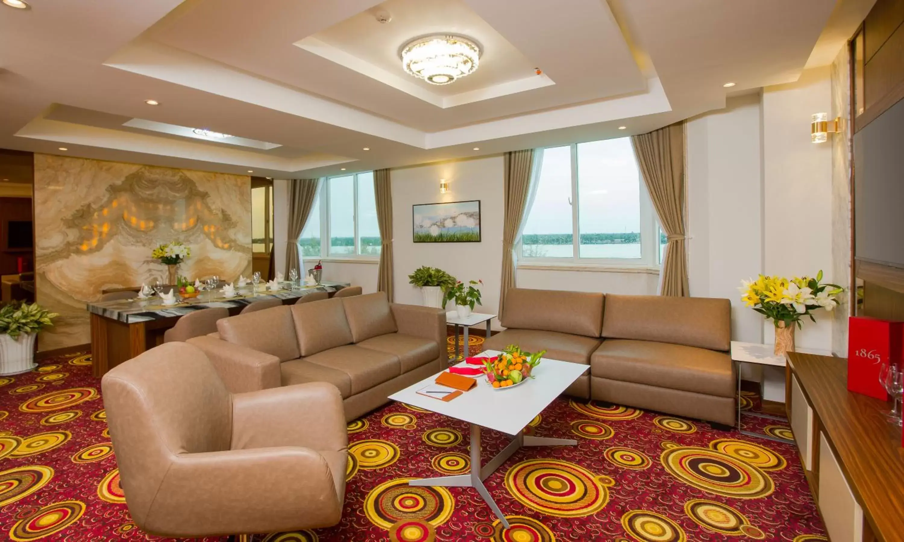 TV and multimedia, Seating Area in Van Phat Riverside Hotel