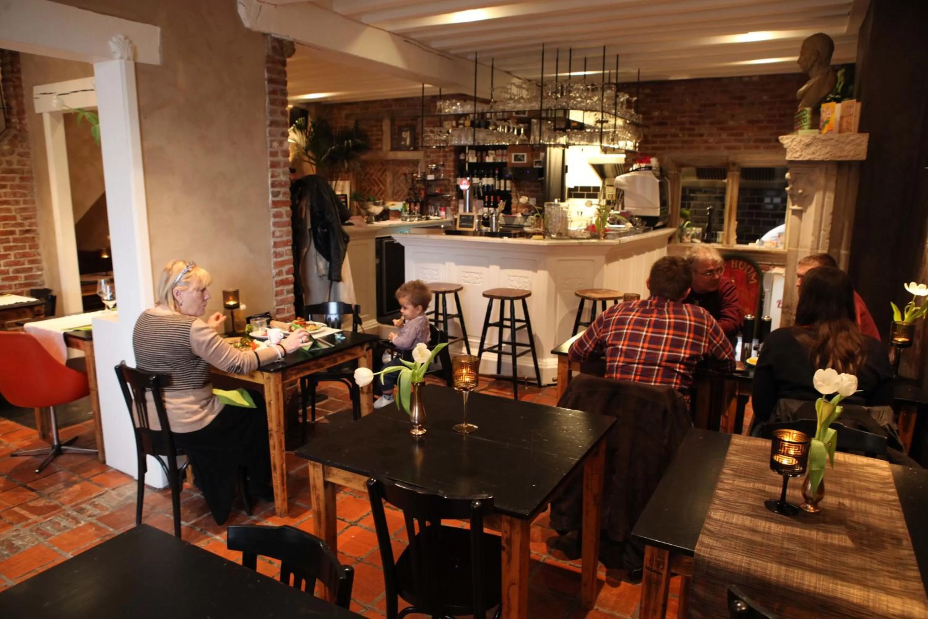 Food and drinks in B&B Sablon Antwerp