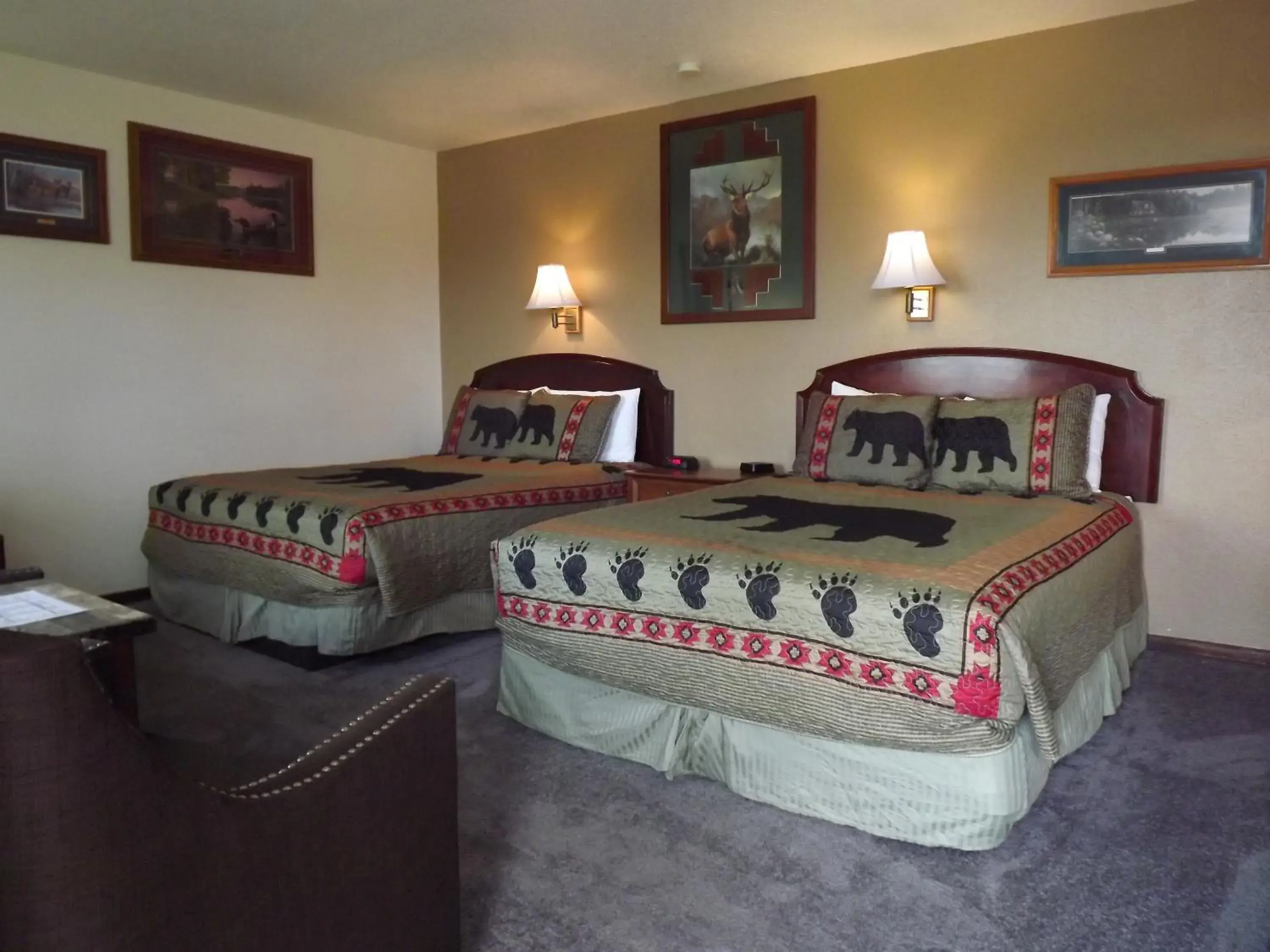 Bed in Crest Country Inn