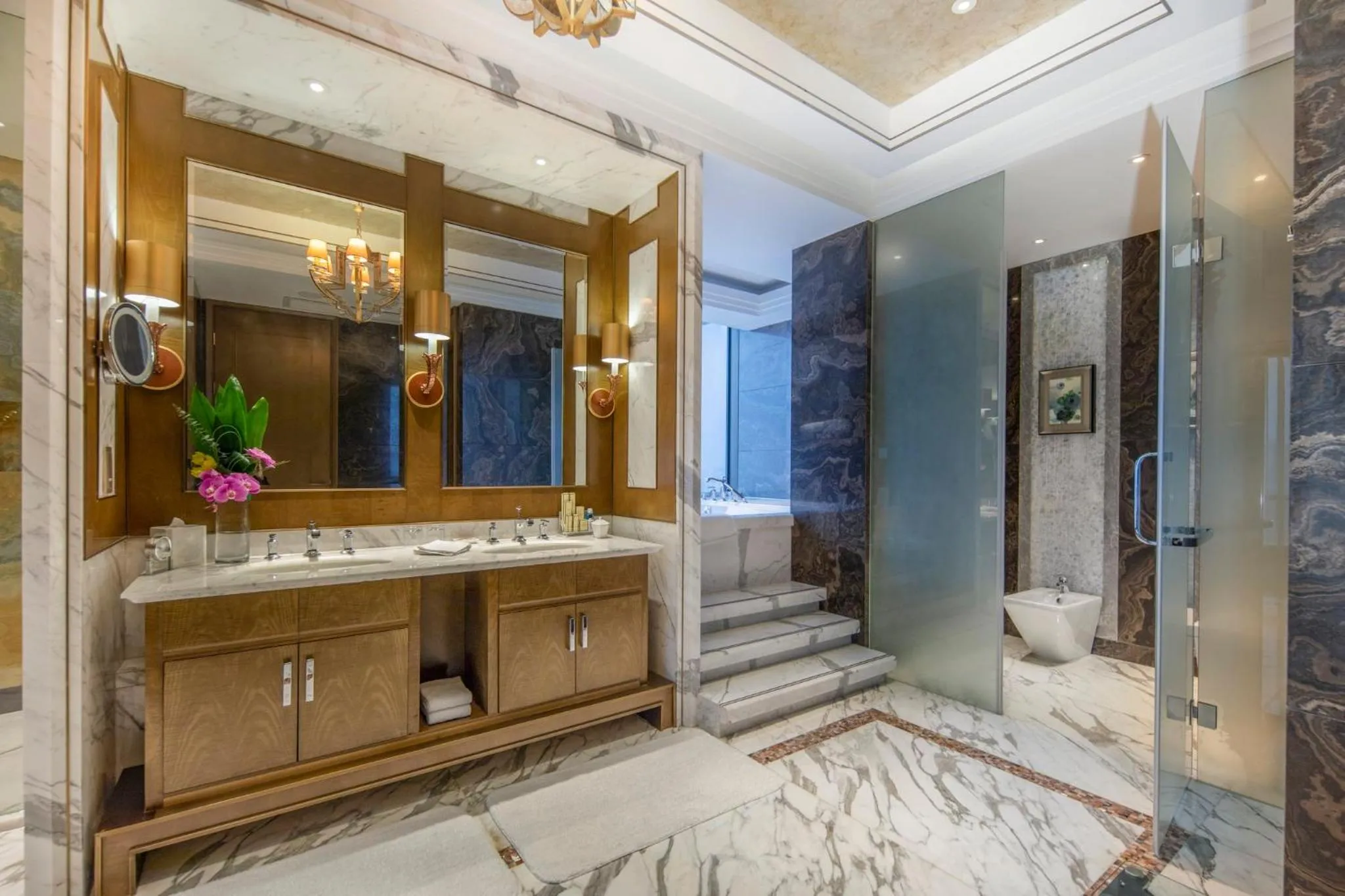 Photo of the whole room in InterContinental Changzhou by IHG