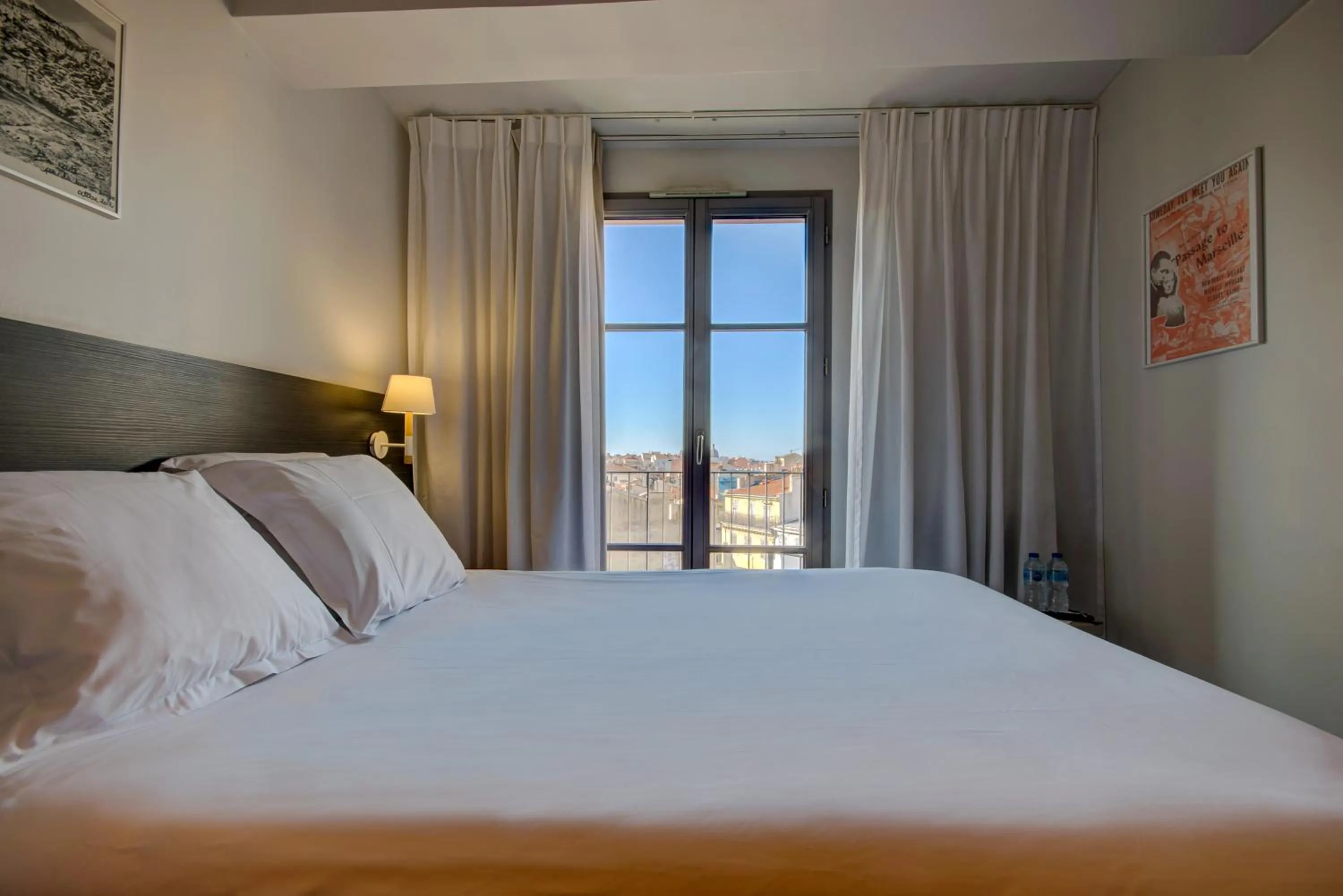 Photo of the whole room, Bed in Alex Hotel & Spa