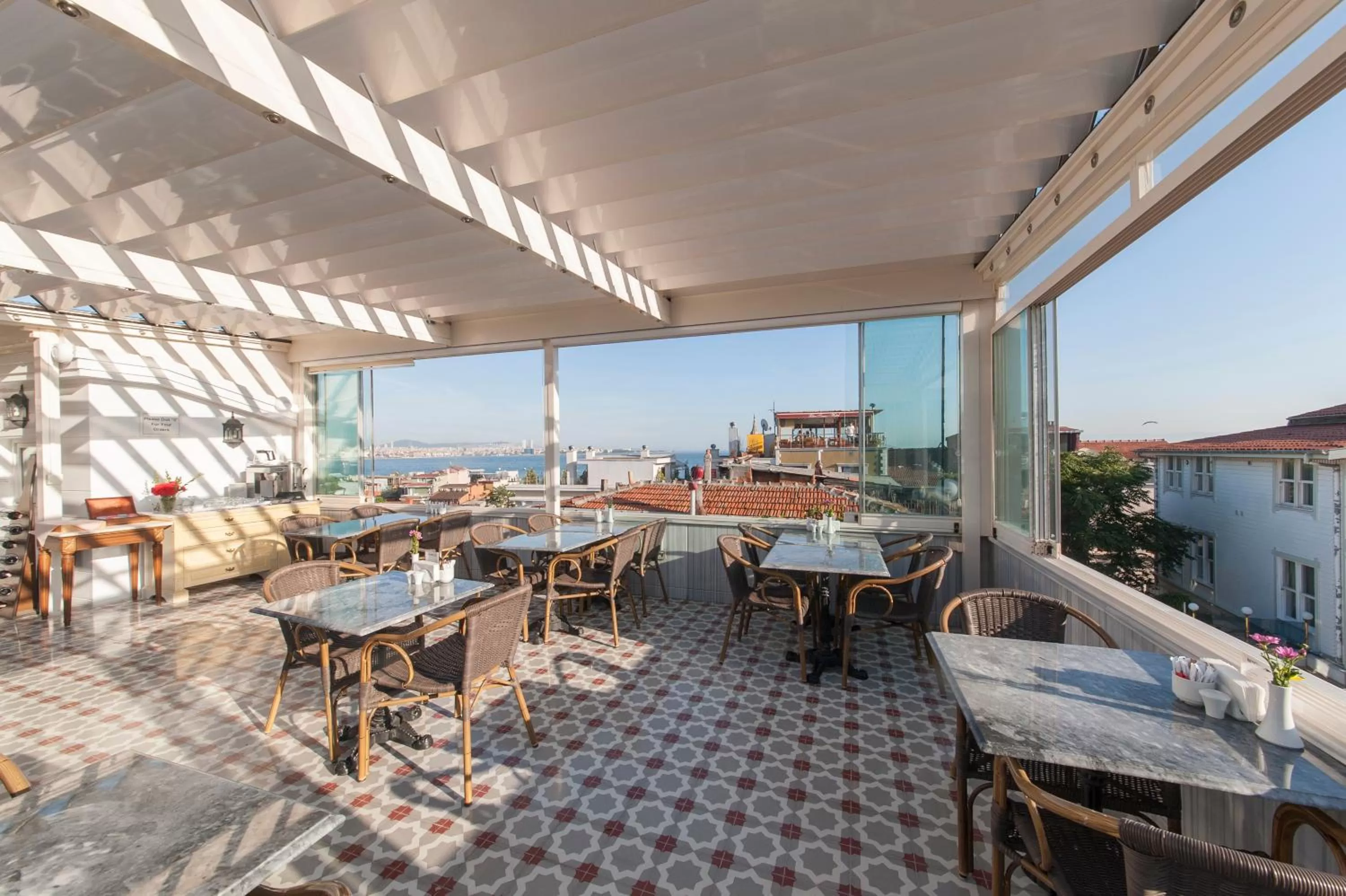 Restaurant/places to eat in Darussaade Hotel Old City - Sultanahmet