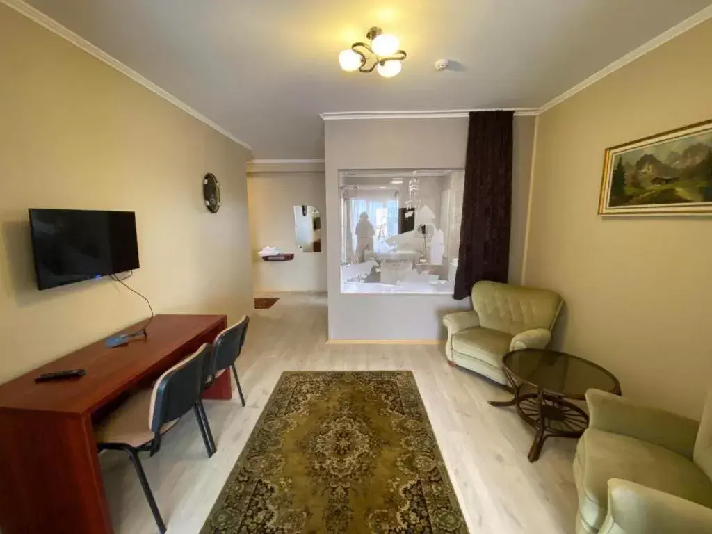 King Room in Autopark Hotel King Room in Autopark Hotel