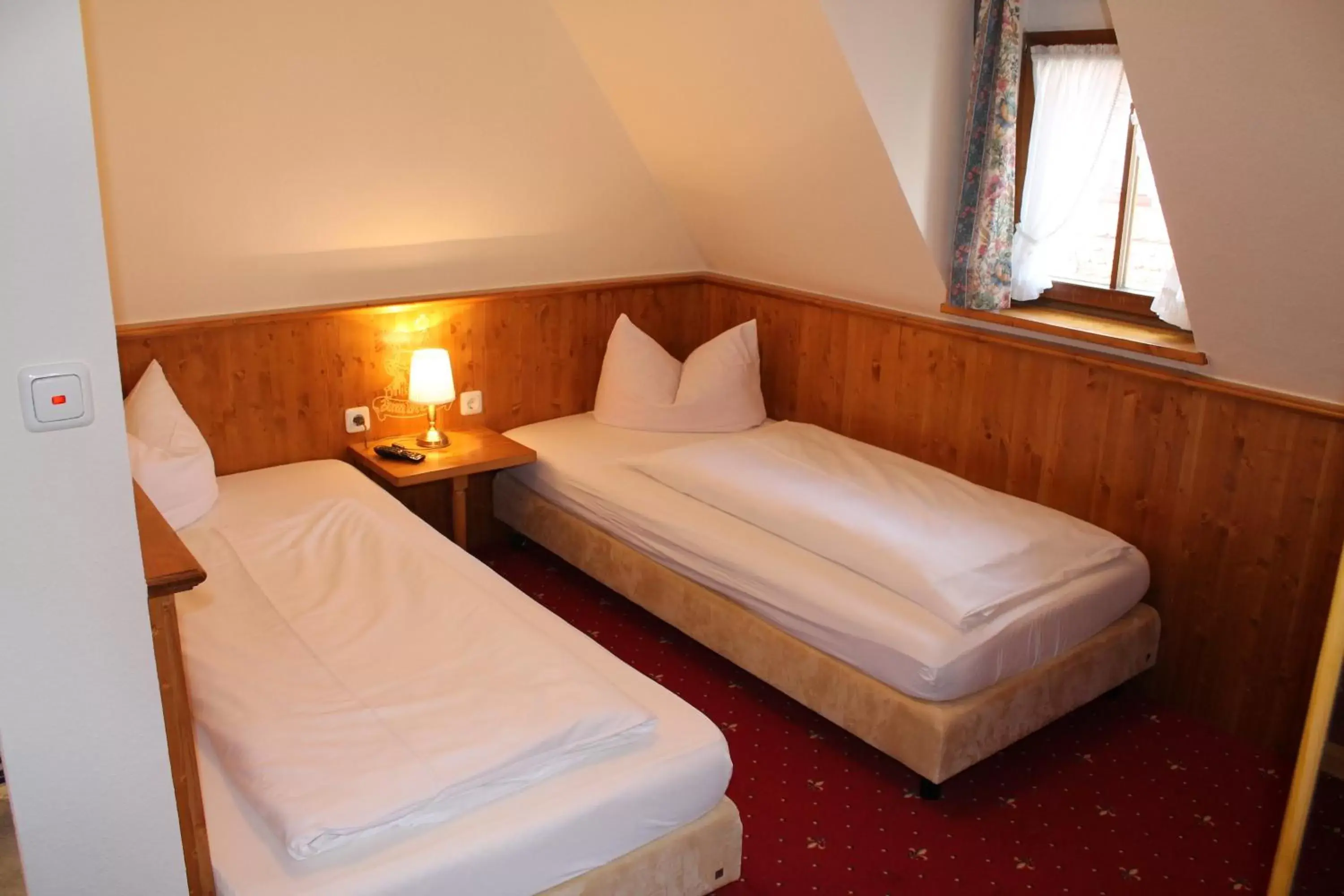 Bedroom, Bed in Hotel Zum Breiterle