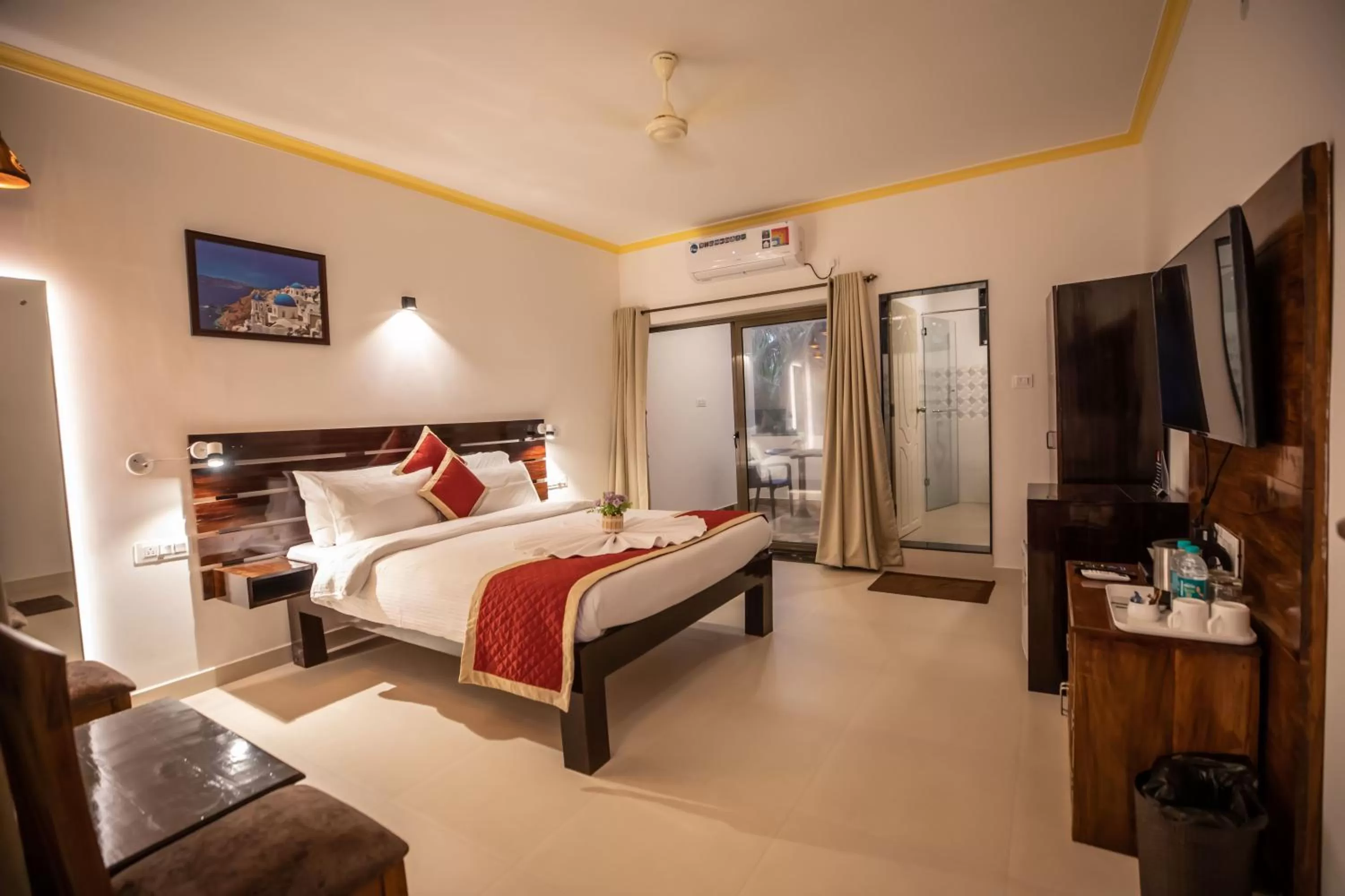 Bed in The Woodside Inn