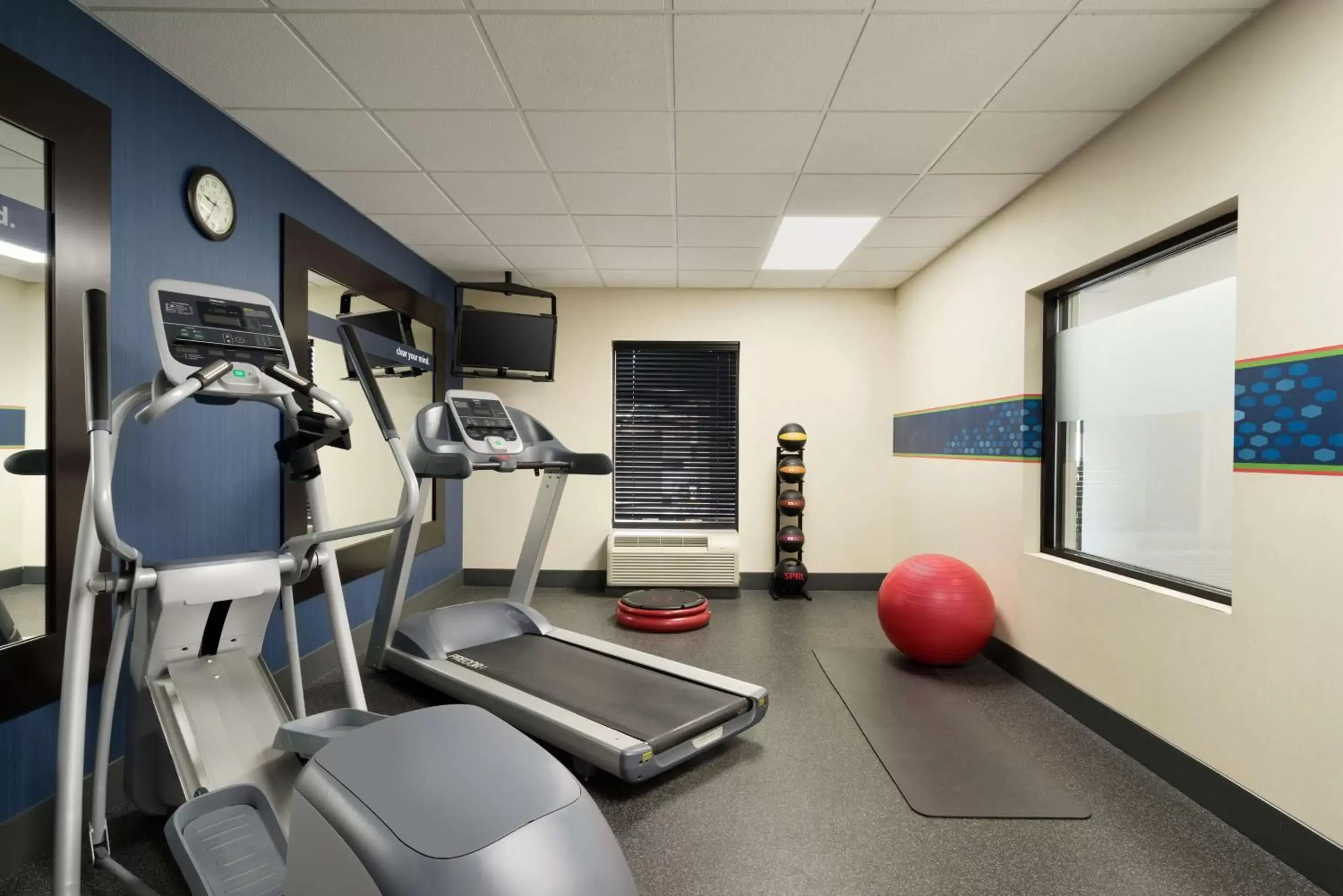 Fitness centre/facilities, Fitness Center/Facilities in Hampton Inn Lehighton - Jim Thorpe