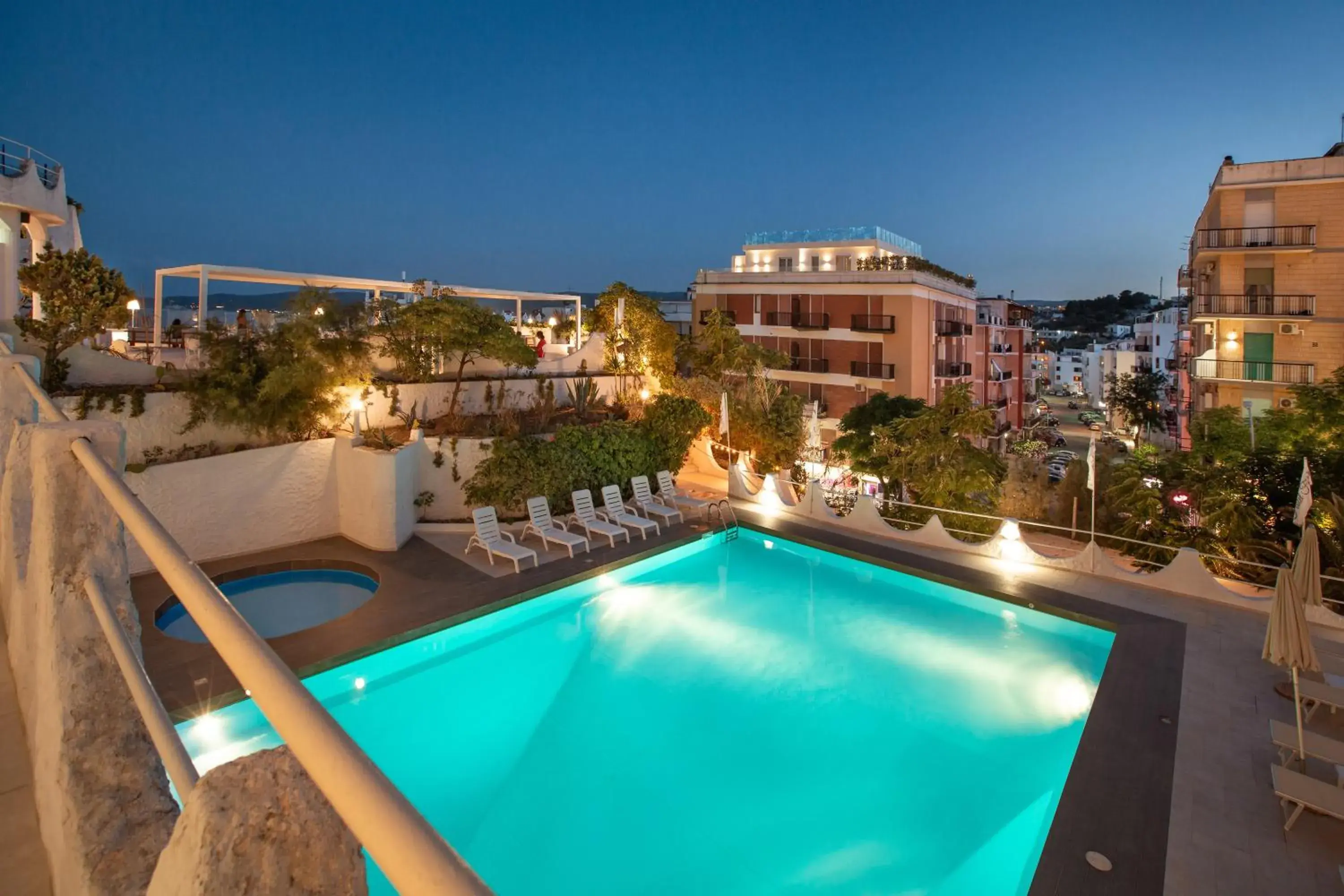 Swimming pool, Pool View in Hotel Falcone