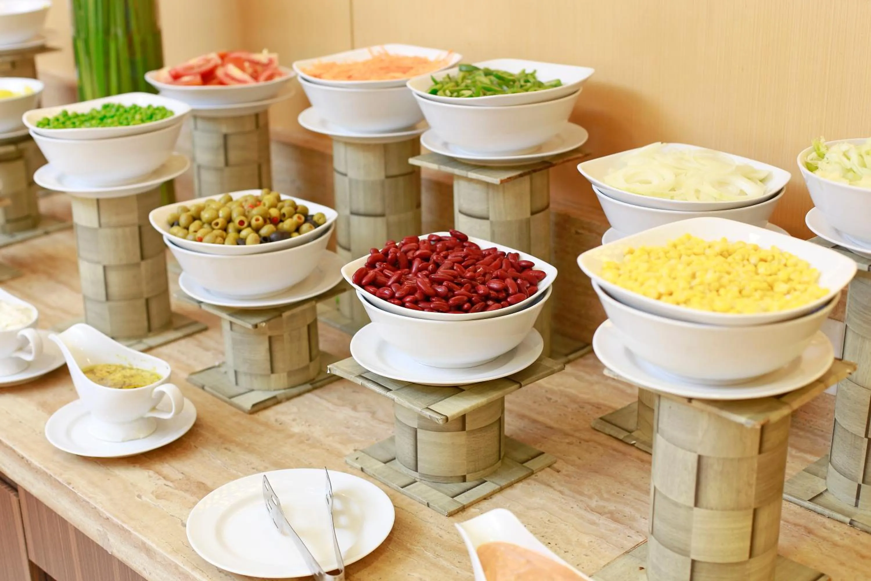 Restaurant/places to eat in All Sedayu Hotel Kelapa Gading