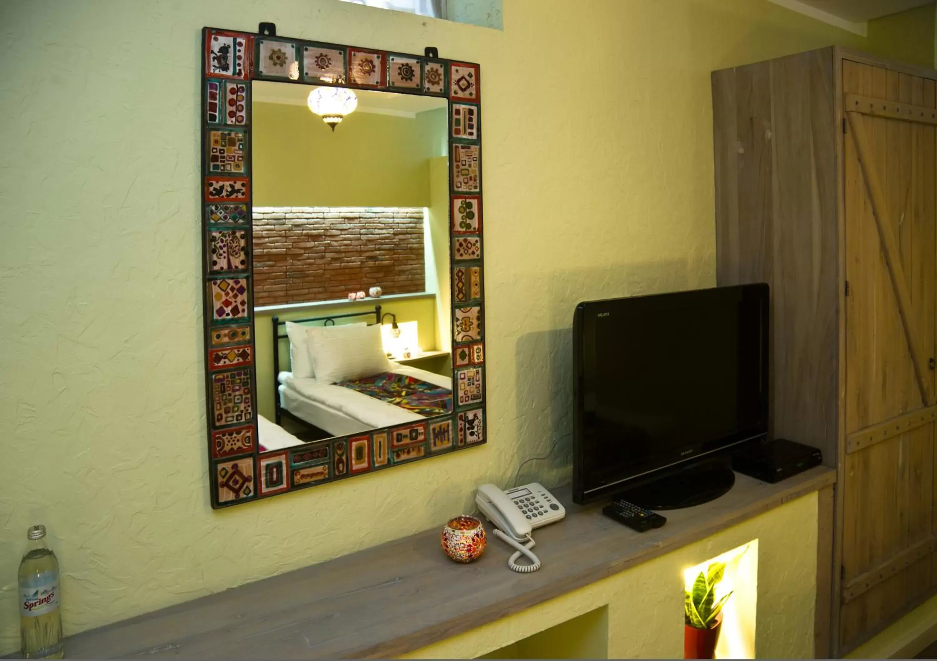 Standard Twin Room - single occupancy in No12 Boutique Hotel Standard Twin Room - single occupancy in No12 Boutique Hotel