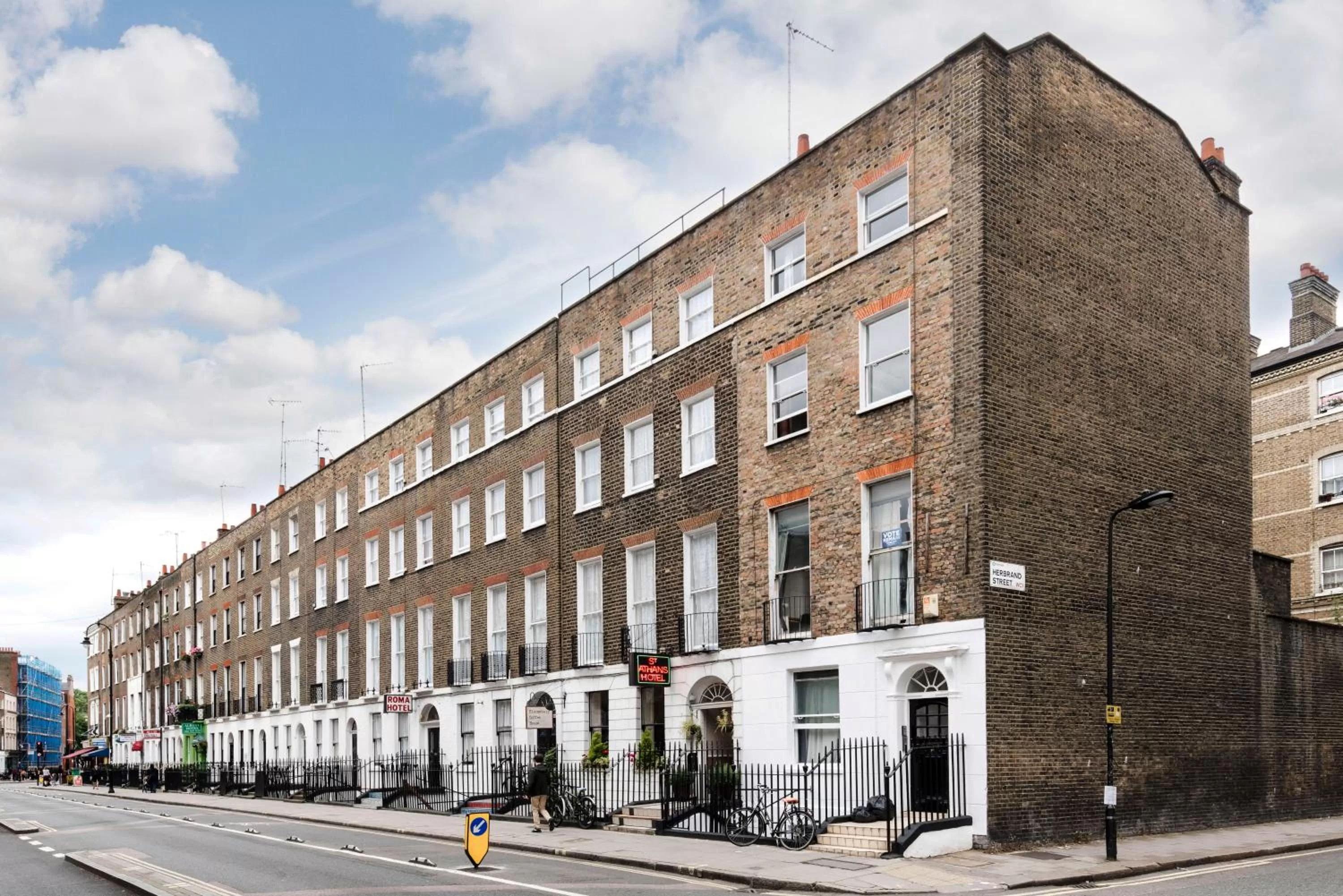 Facade/entrance in St Athans Hotel