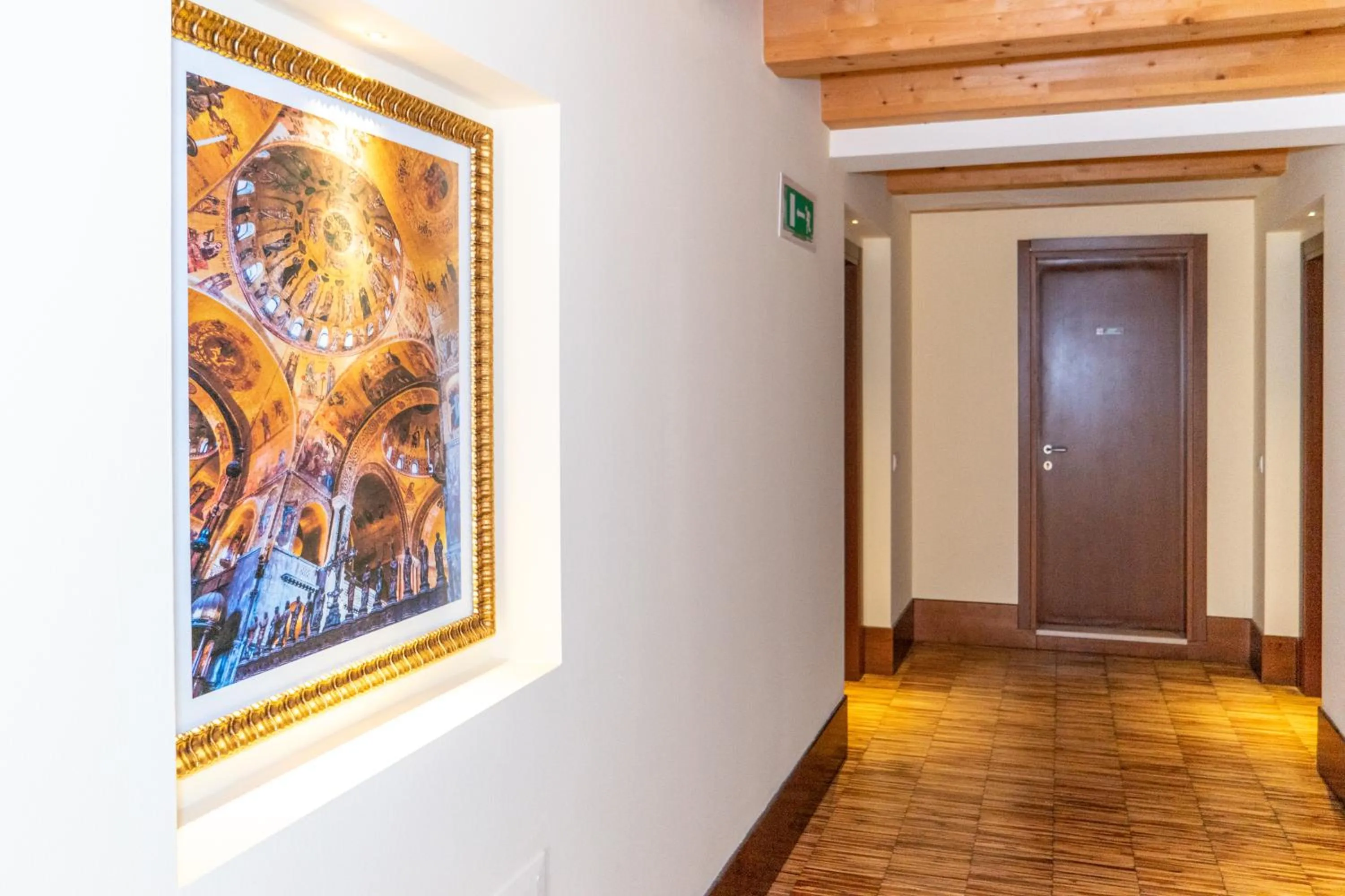 Property logo or sign in Hotel Autoespresso Venice - Atika & Atif