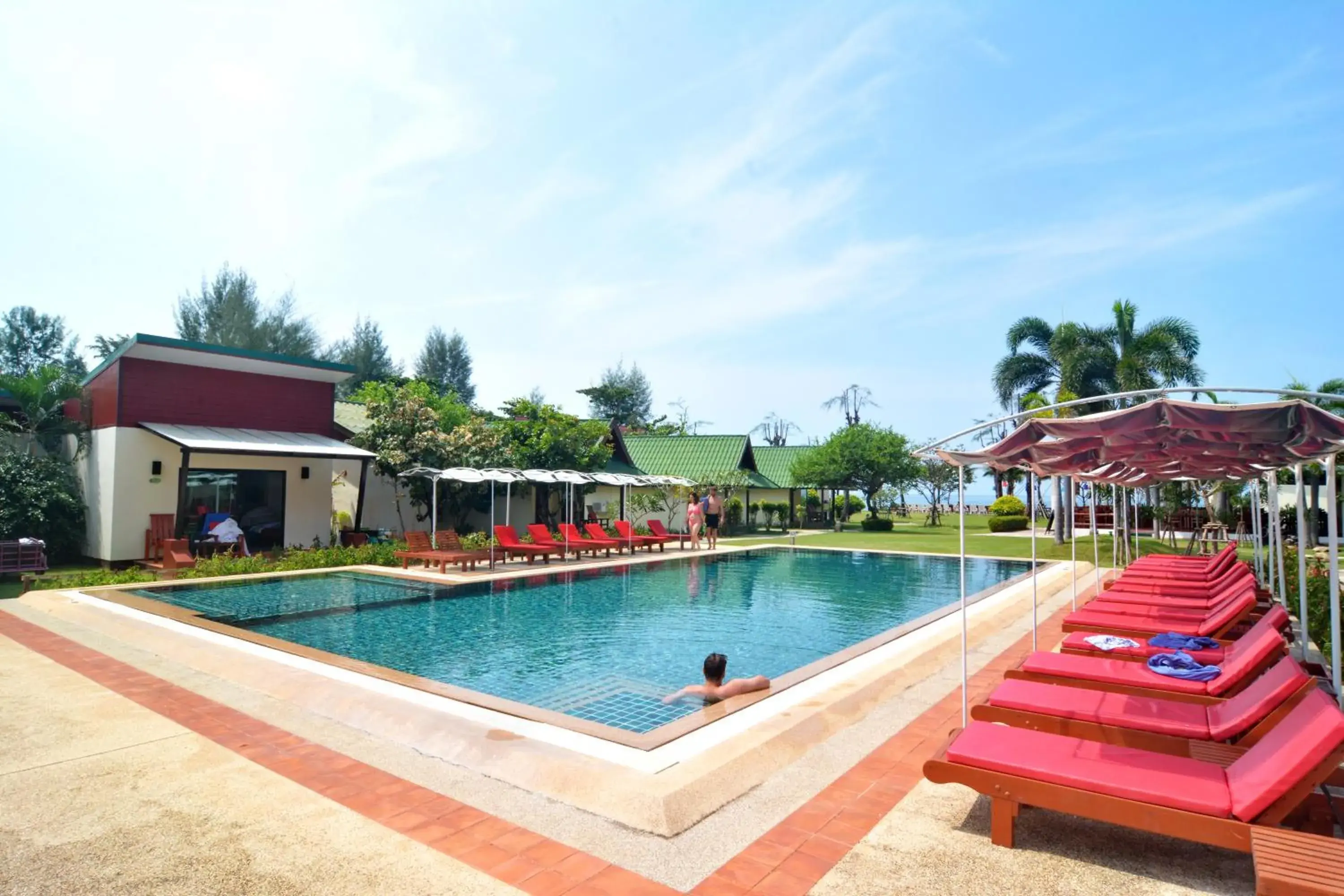 Day, Swimming Pool in Golden Bay Cottage - SHA Extra Plus