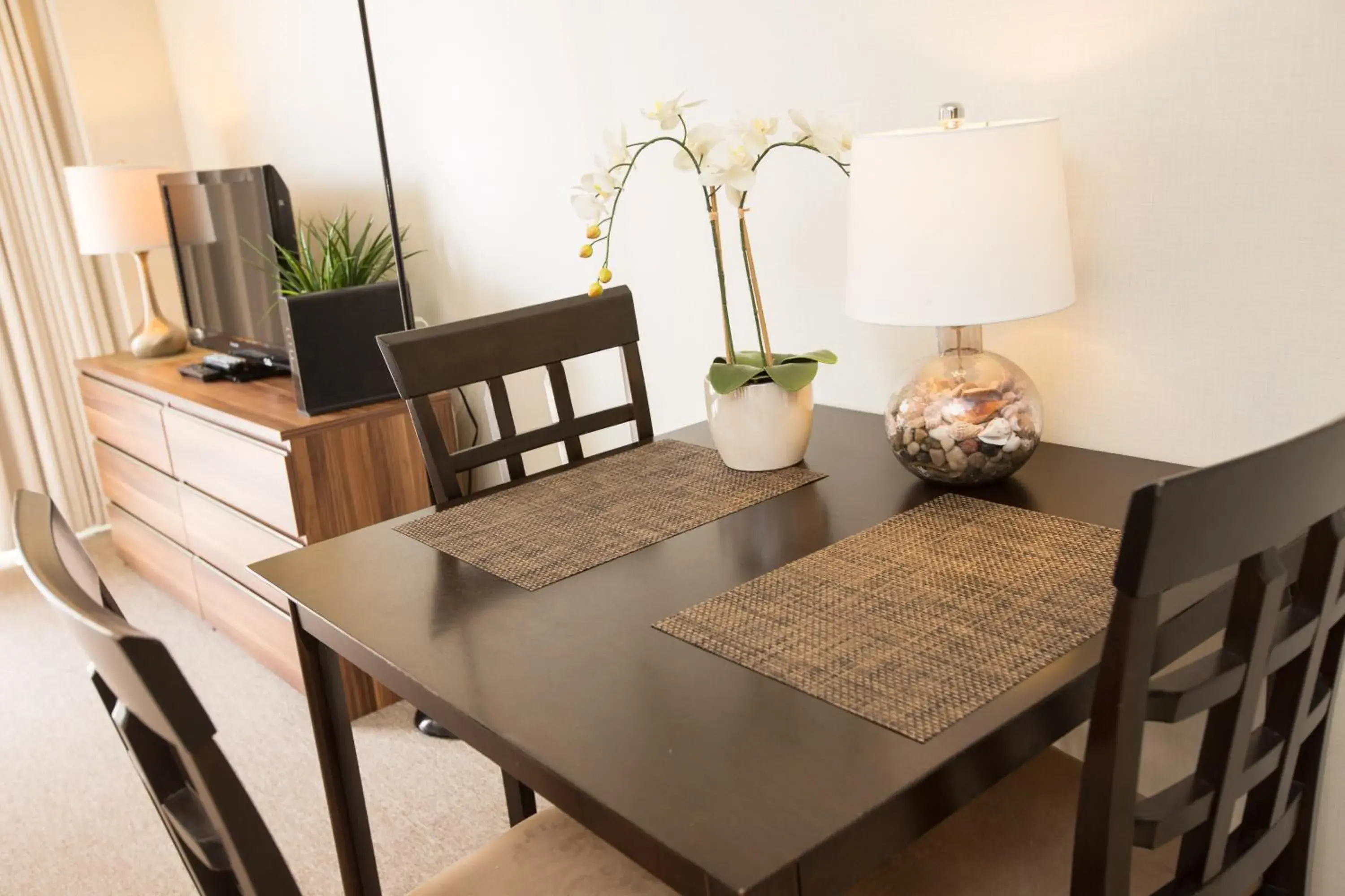 Dining Area in Tropical Studios at Marine Surf Waikiki - FREE PARKING - BEST LOCATION - FULL KITCHEN - SWIMMING POOL