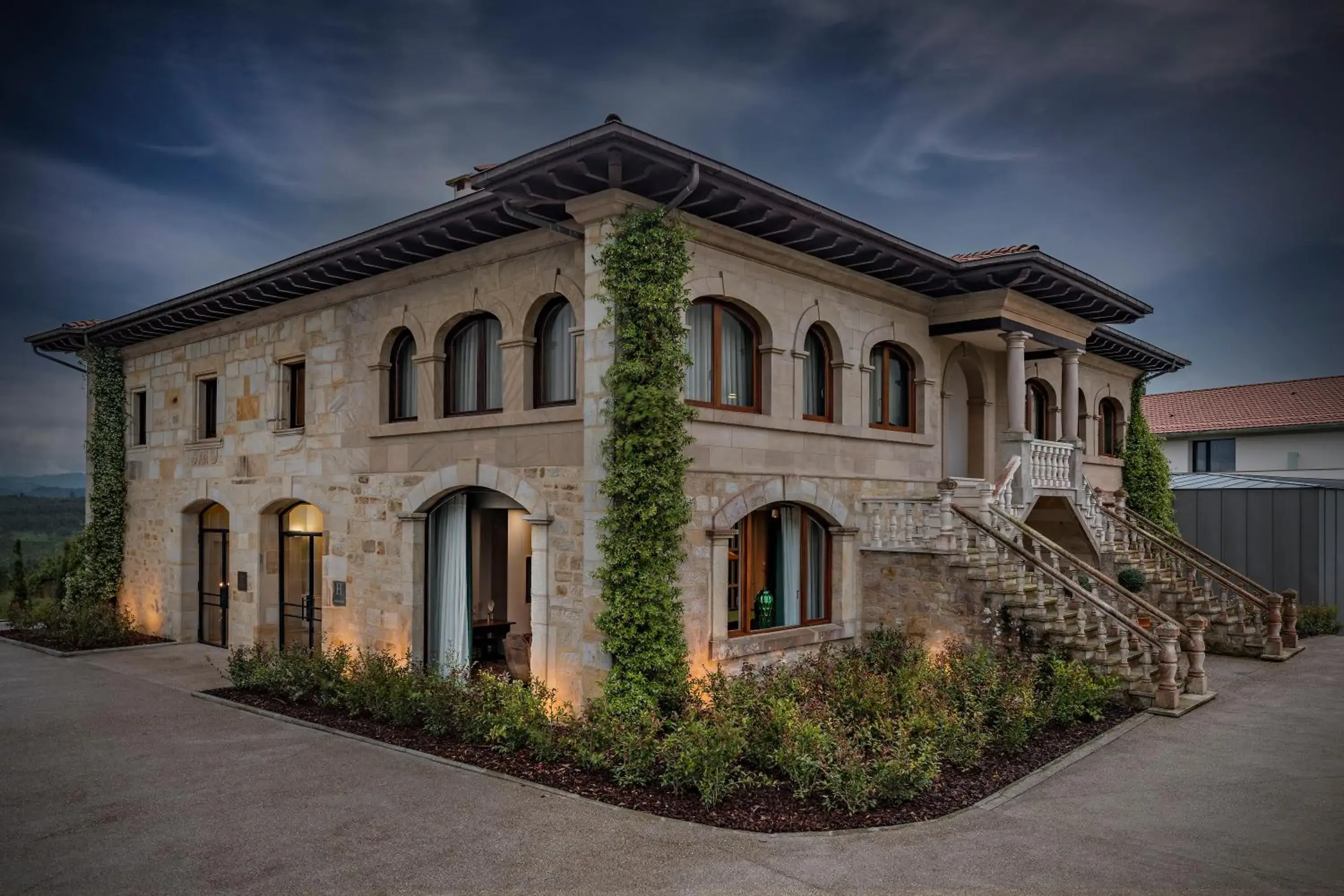 Property building in CoolRooms Palacio de Luces Property building in CoolRooms Palacio de Luces