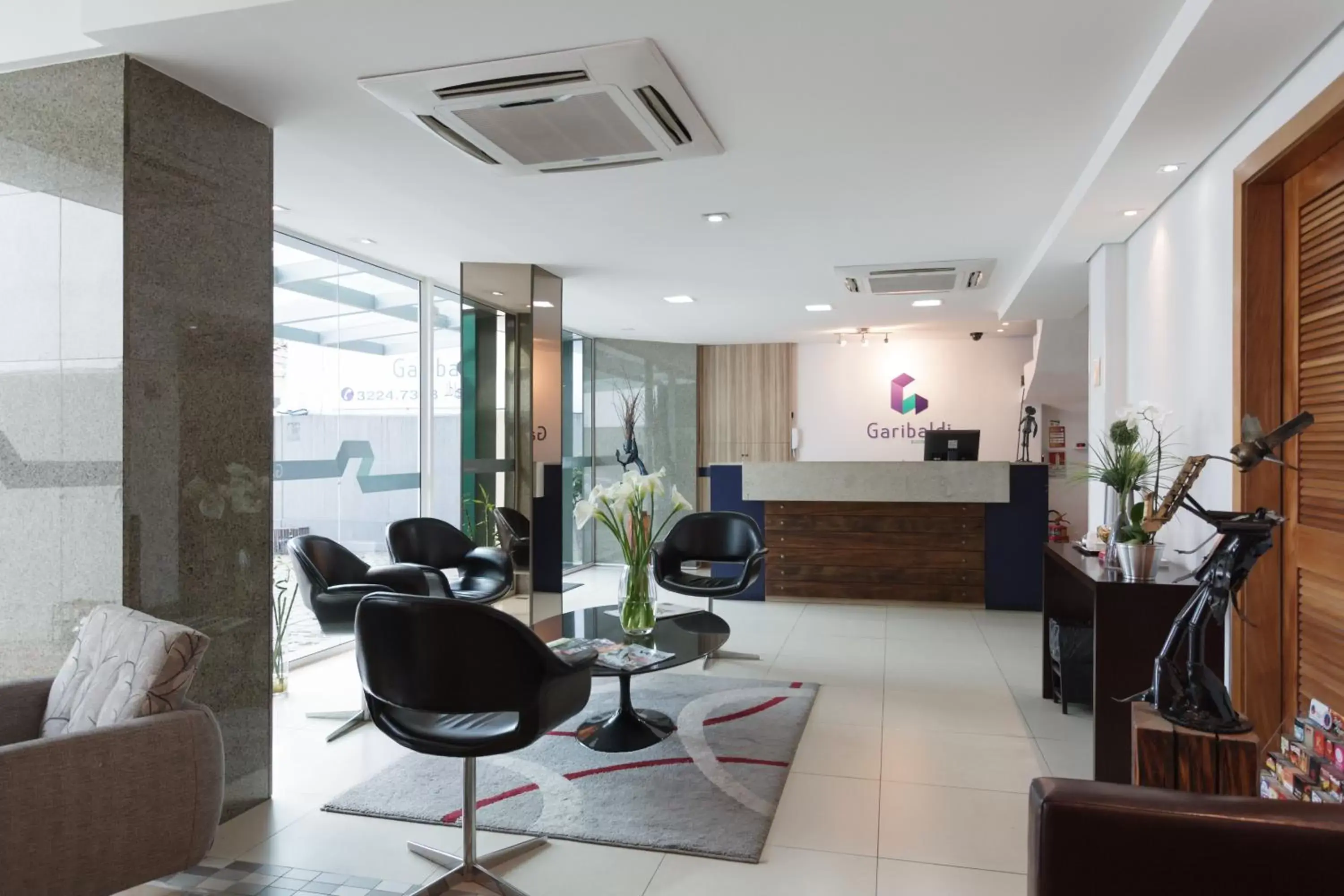 Lobby or reception in Garibaldi Business Hotel Lobby or reception in Garibaldi Business Hotel