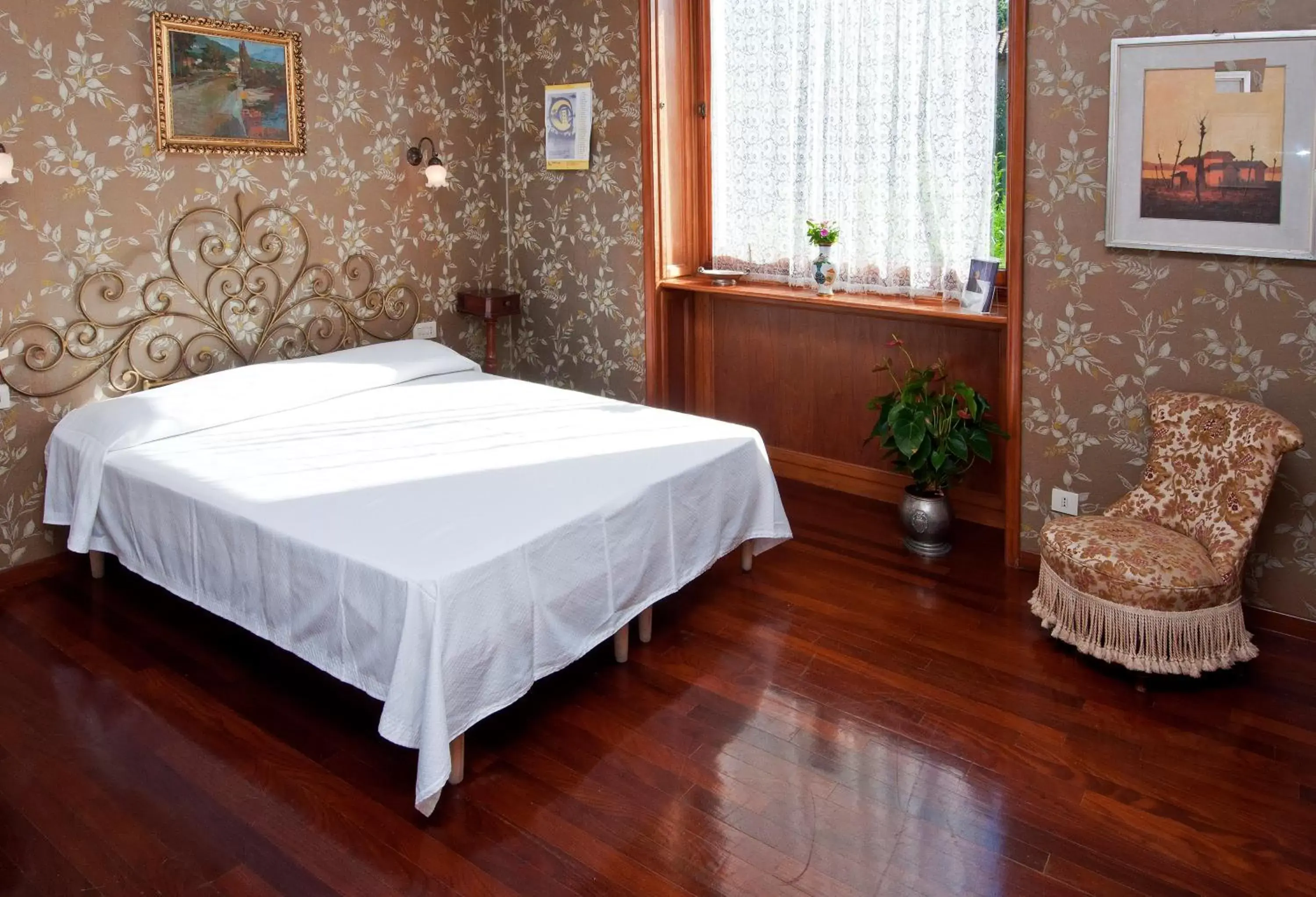 Photo of the whole room, Bed in Locanda dei Buoni e Cattivi