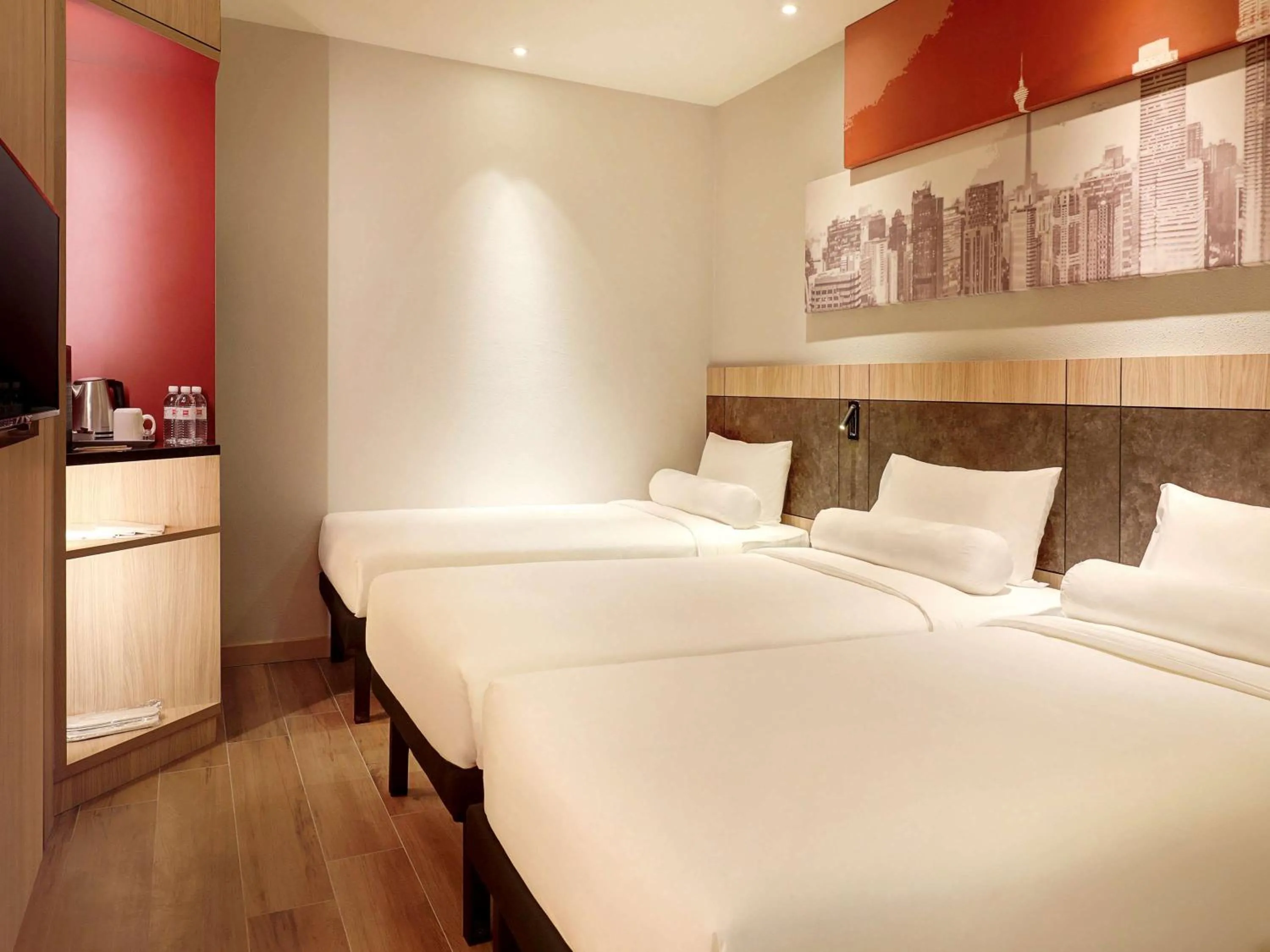 Photo of the whole room, Bed in ibis Kuala Lumpur City Centre