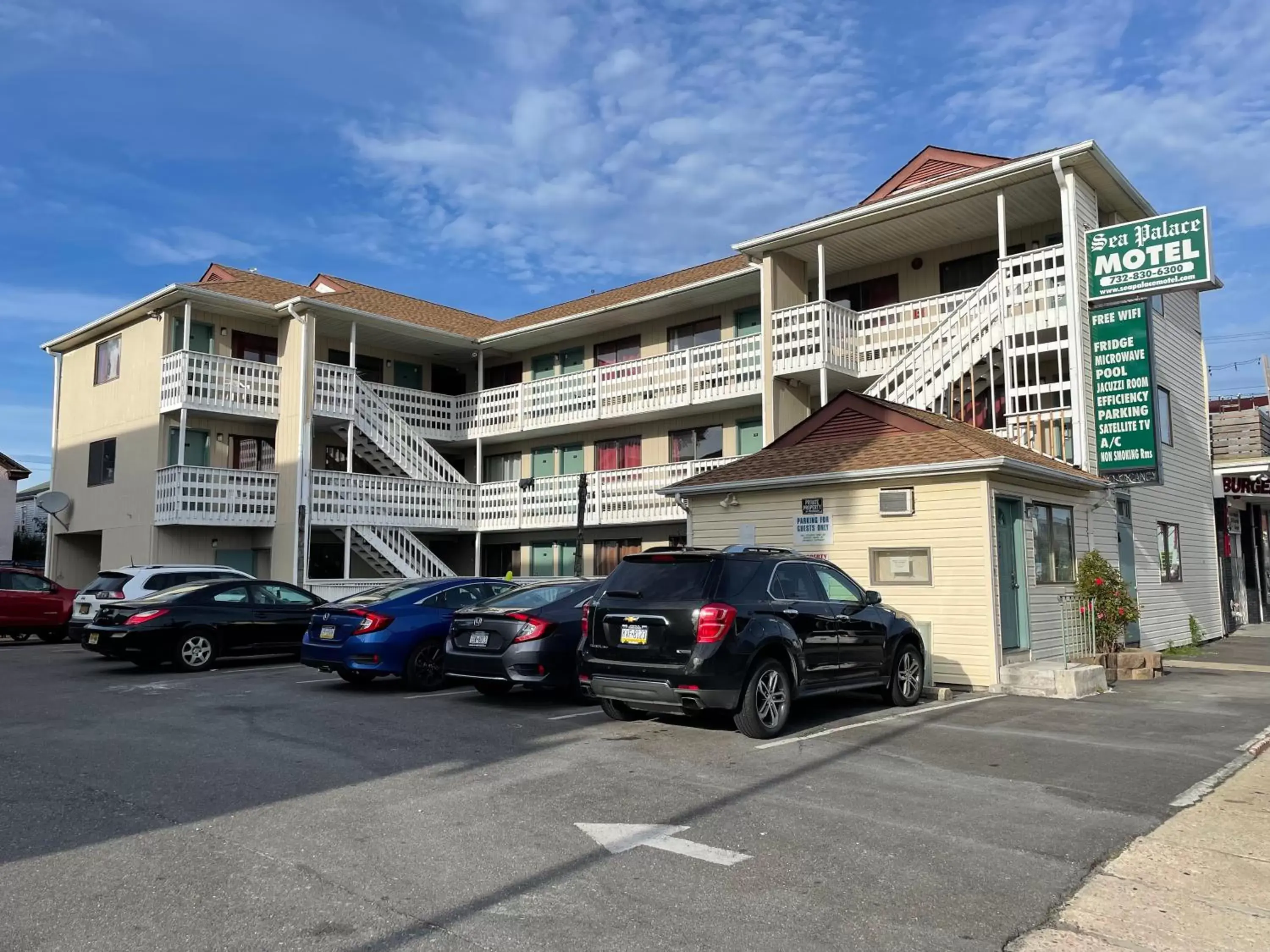 Property Building in Sea Palace Motel