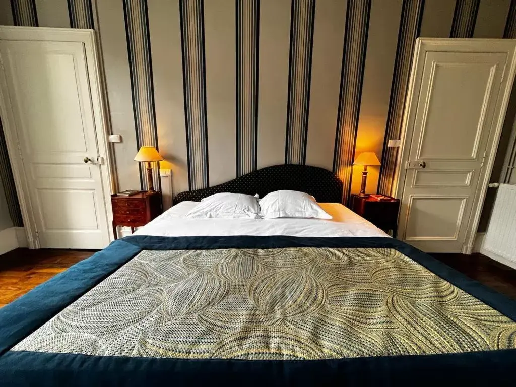 Bed in Le Jardin des Lys