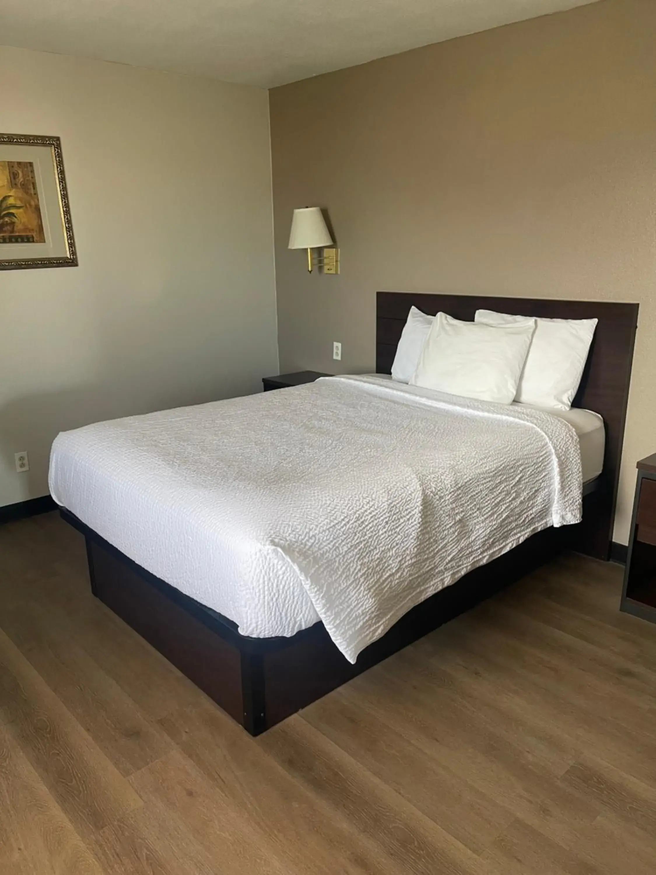 Bed in Travelodge by Wyndham Tucson AZ