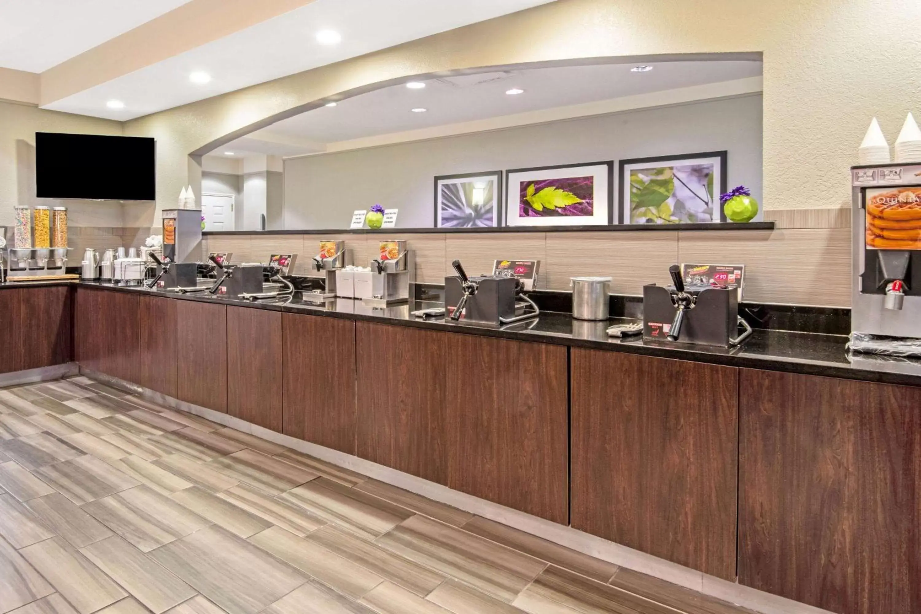 Breakfast, Restaurant/Places to Eat in La Quinta by Wyndham San Antonio Airport