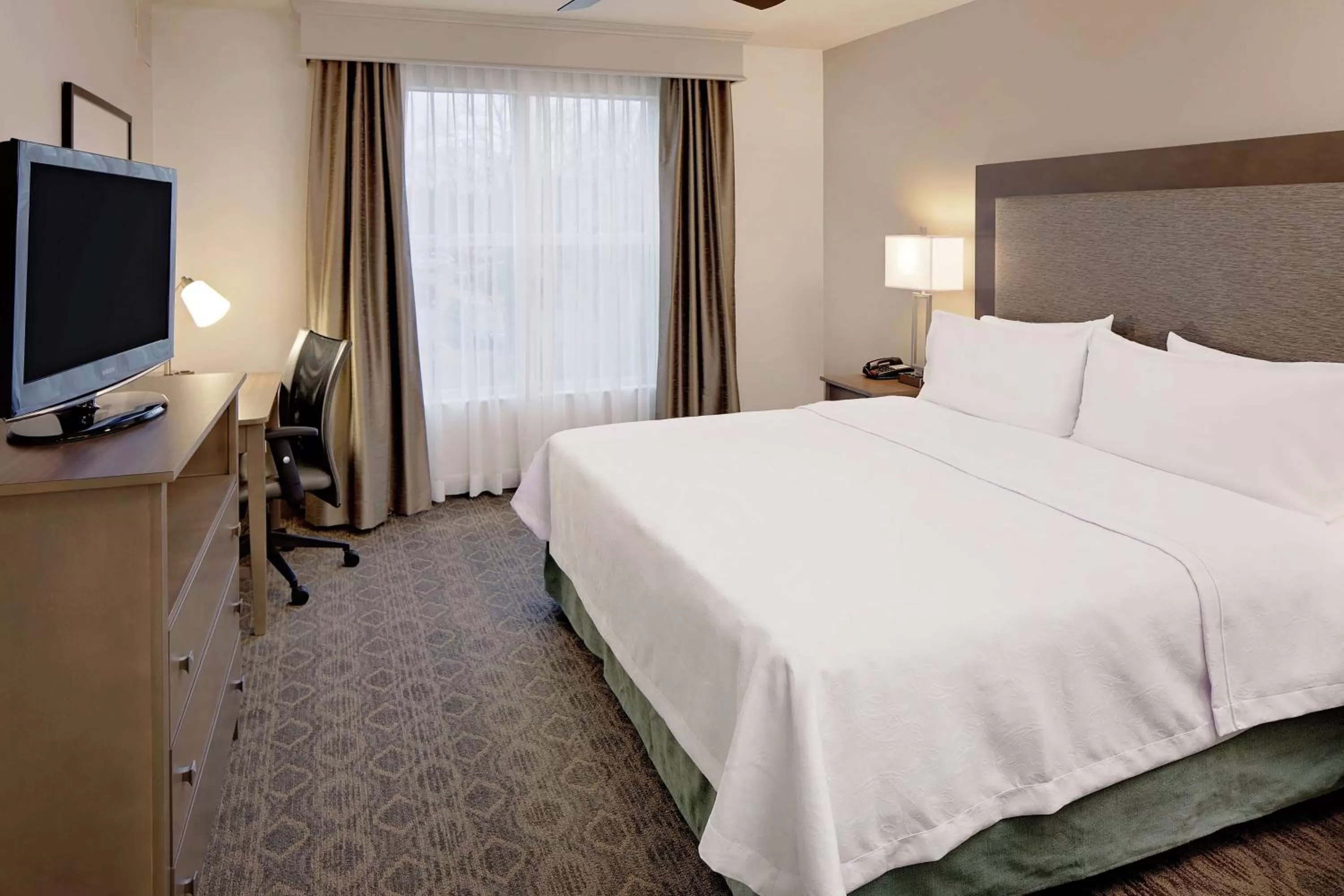 Bedroom, Bed in Homewood Suites Nashville/Brentwood