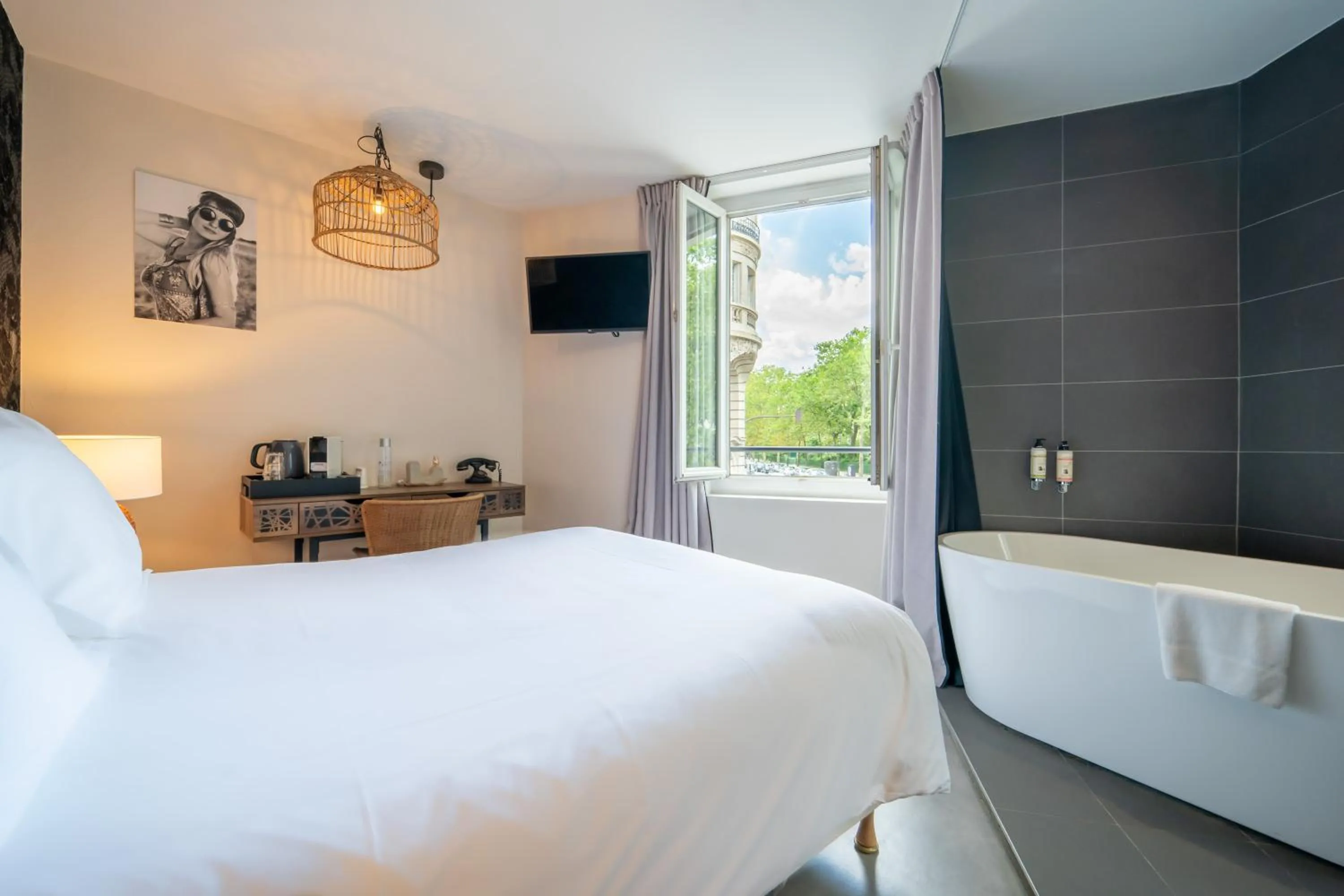 Bedroom, Bed in La Finca Hôtel & Spa