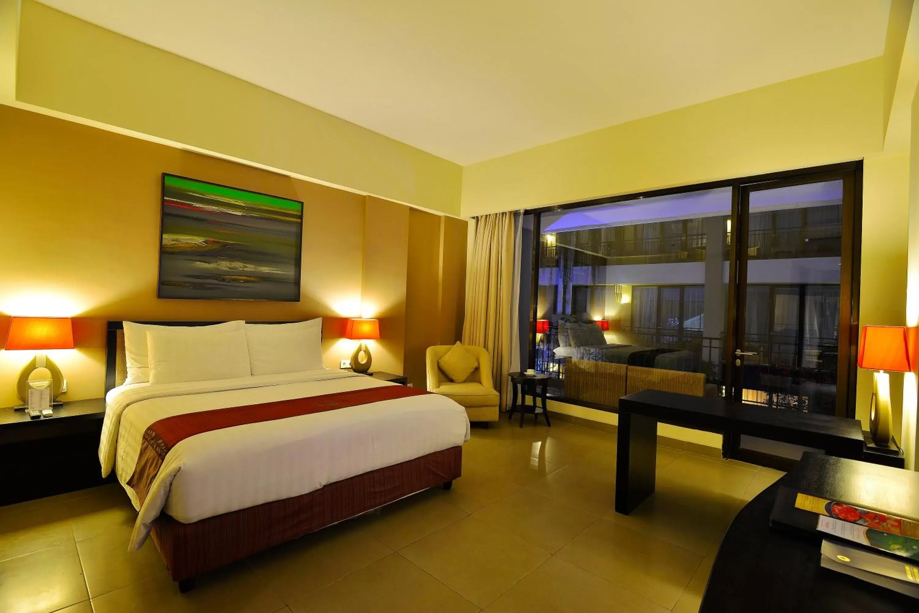 Premier Double or Twin Room with Balcony in 100 Sunset Kuta Hotel & Ballroom Premier Double or Twin Room with Balcony in 100 Sunset Kuta Hotel & Ballroom
