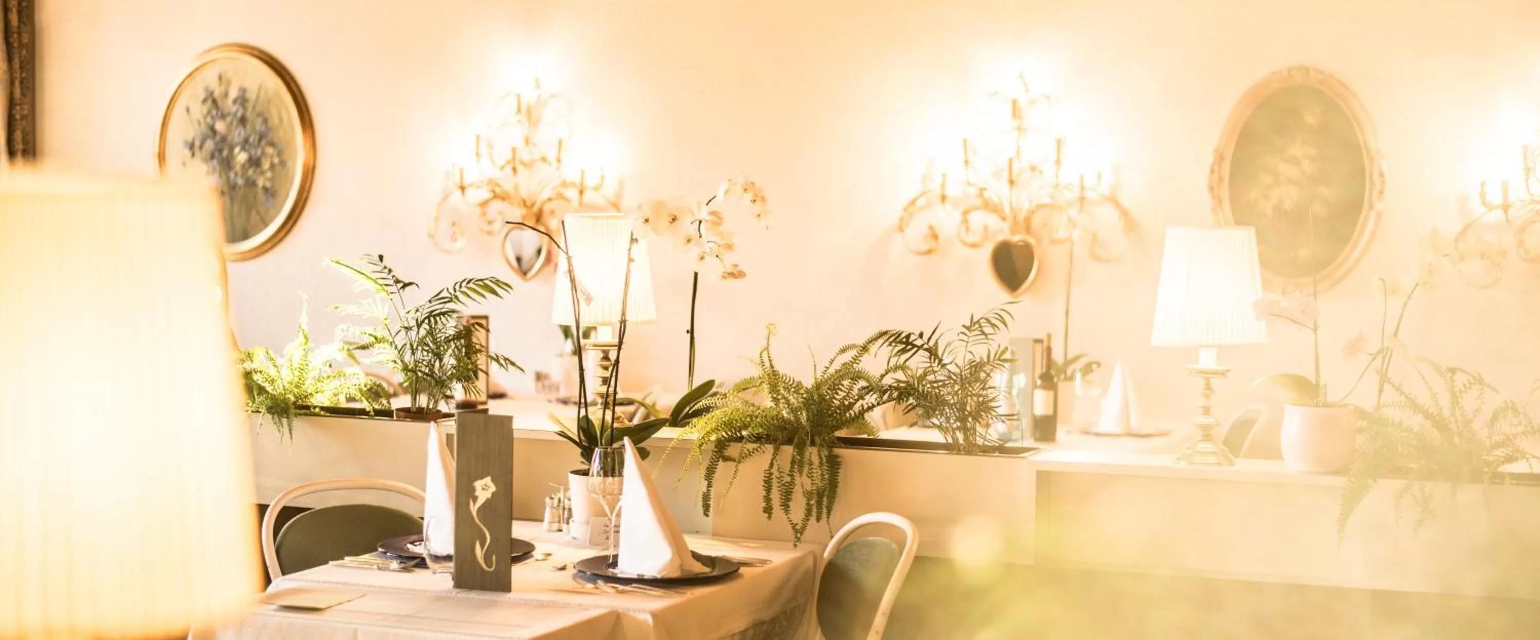 Restaurant/places to eat in Hotel Enzian Genziana