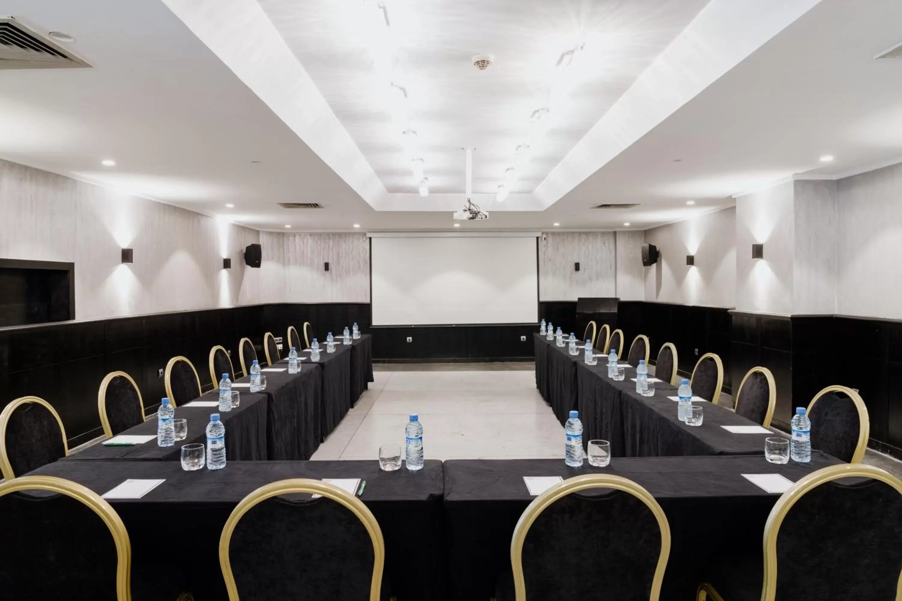 Business facilities in Diwan Casablanca Hotel & Spa