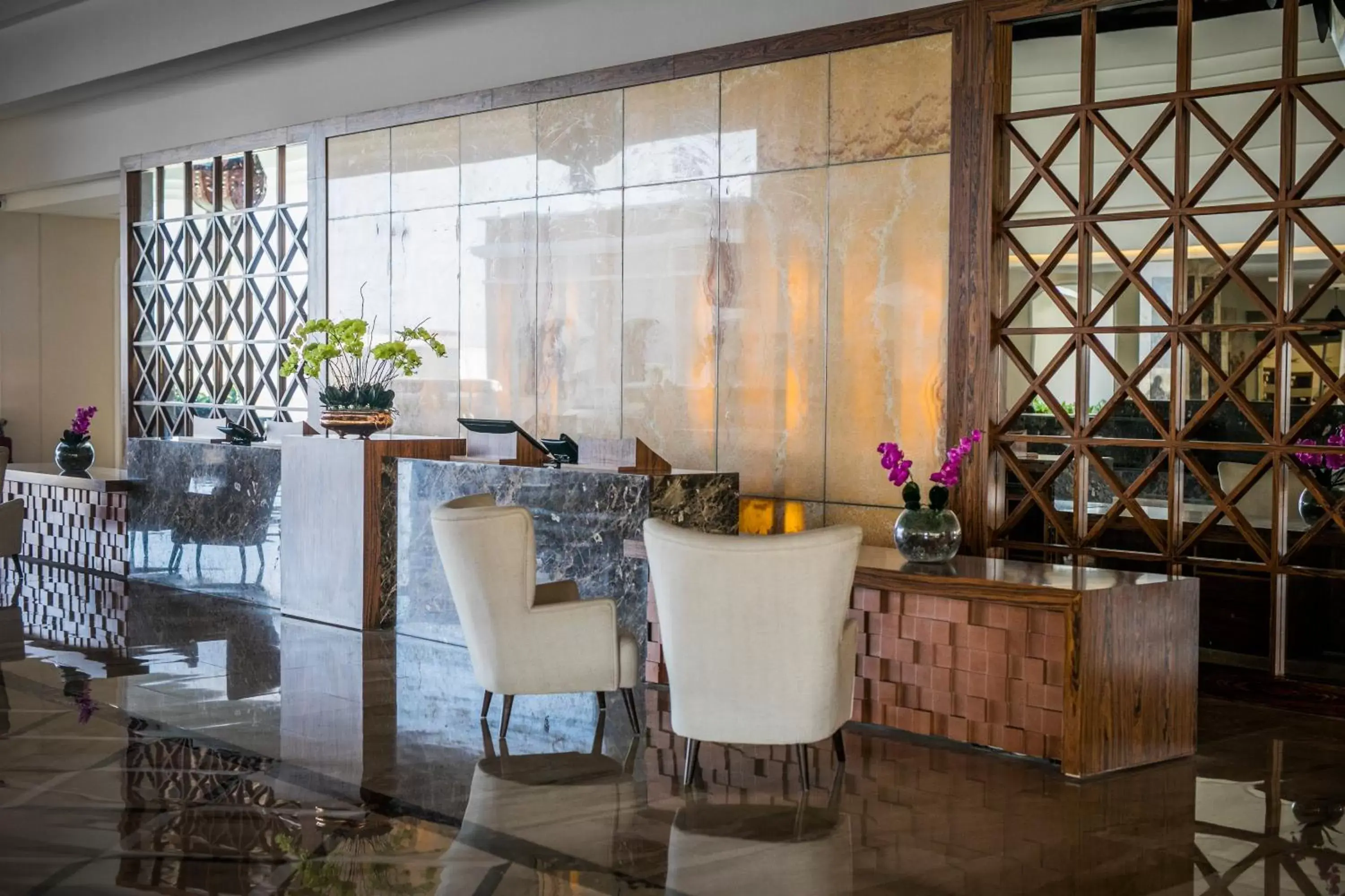 Lobby or reception, Lounge/Bar in Majestic Mirage Punta Cana, All Suites – All Inclusive