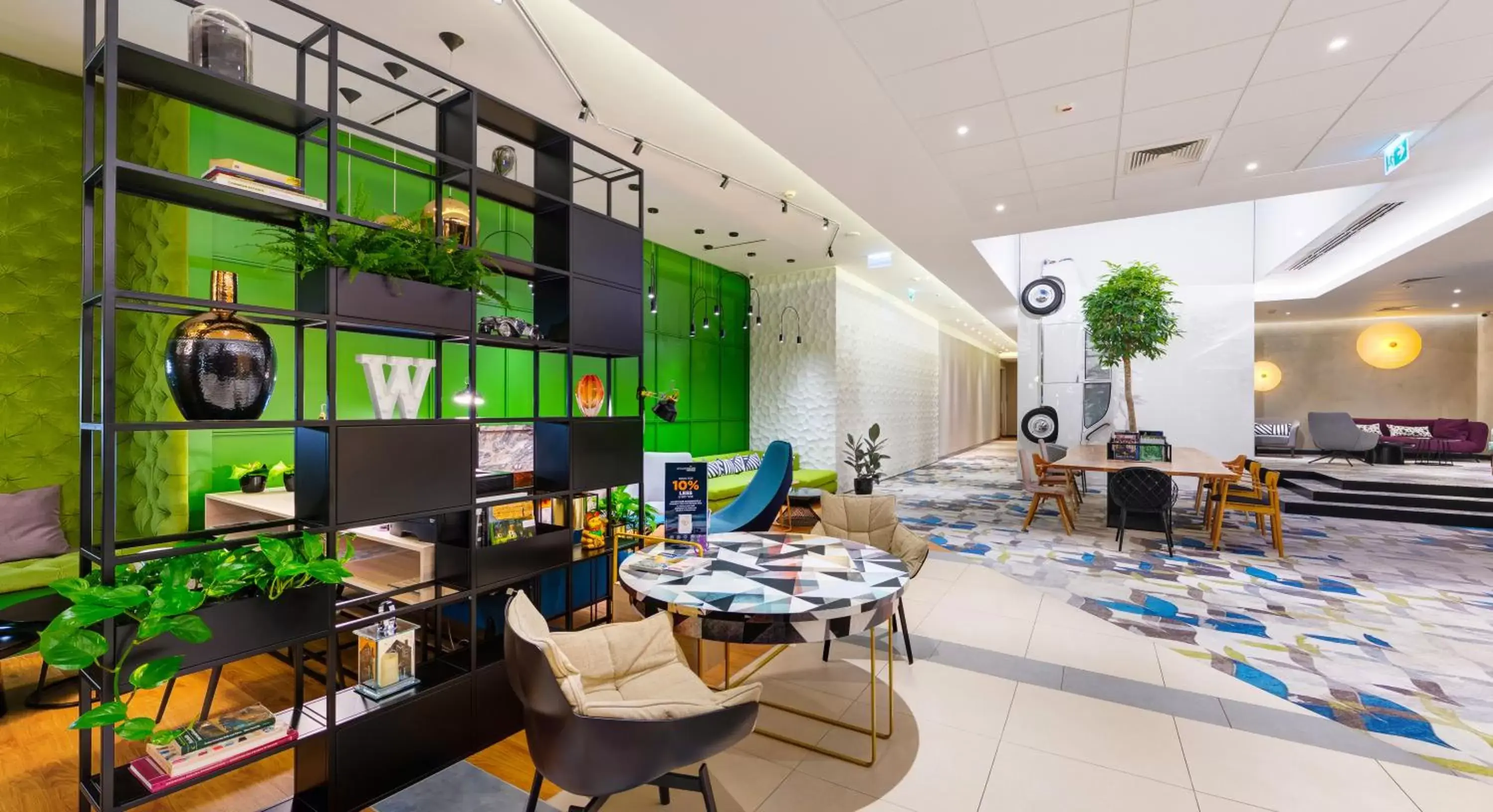 Lobby or reception, Restaurant/Places to Eat in Mercure Warszawa Grand