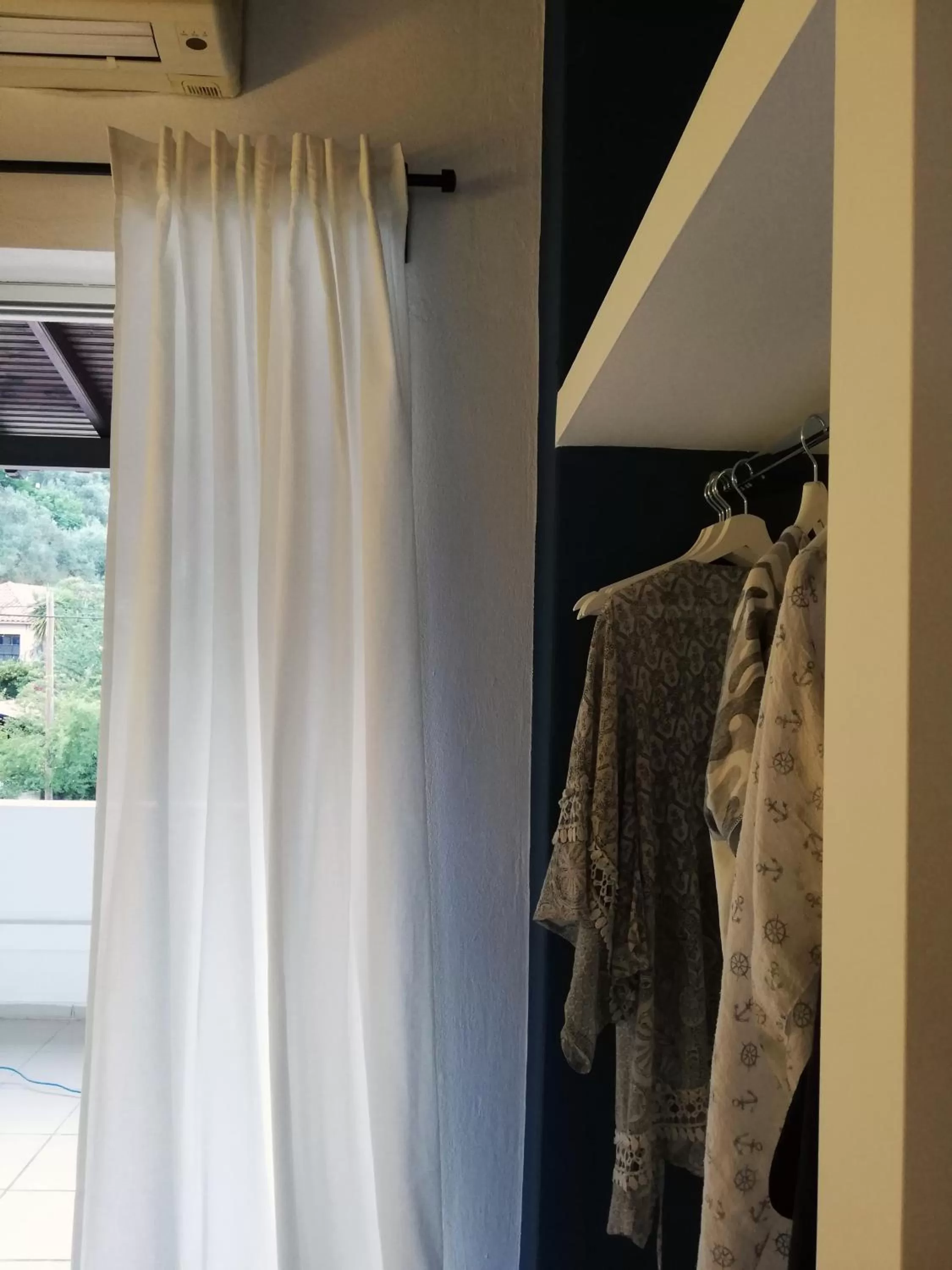 wardrobe in Rigas Rooms