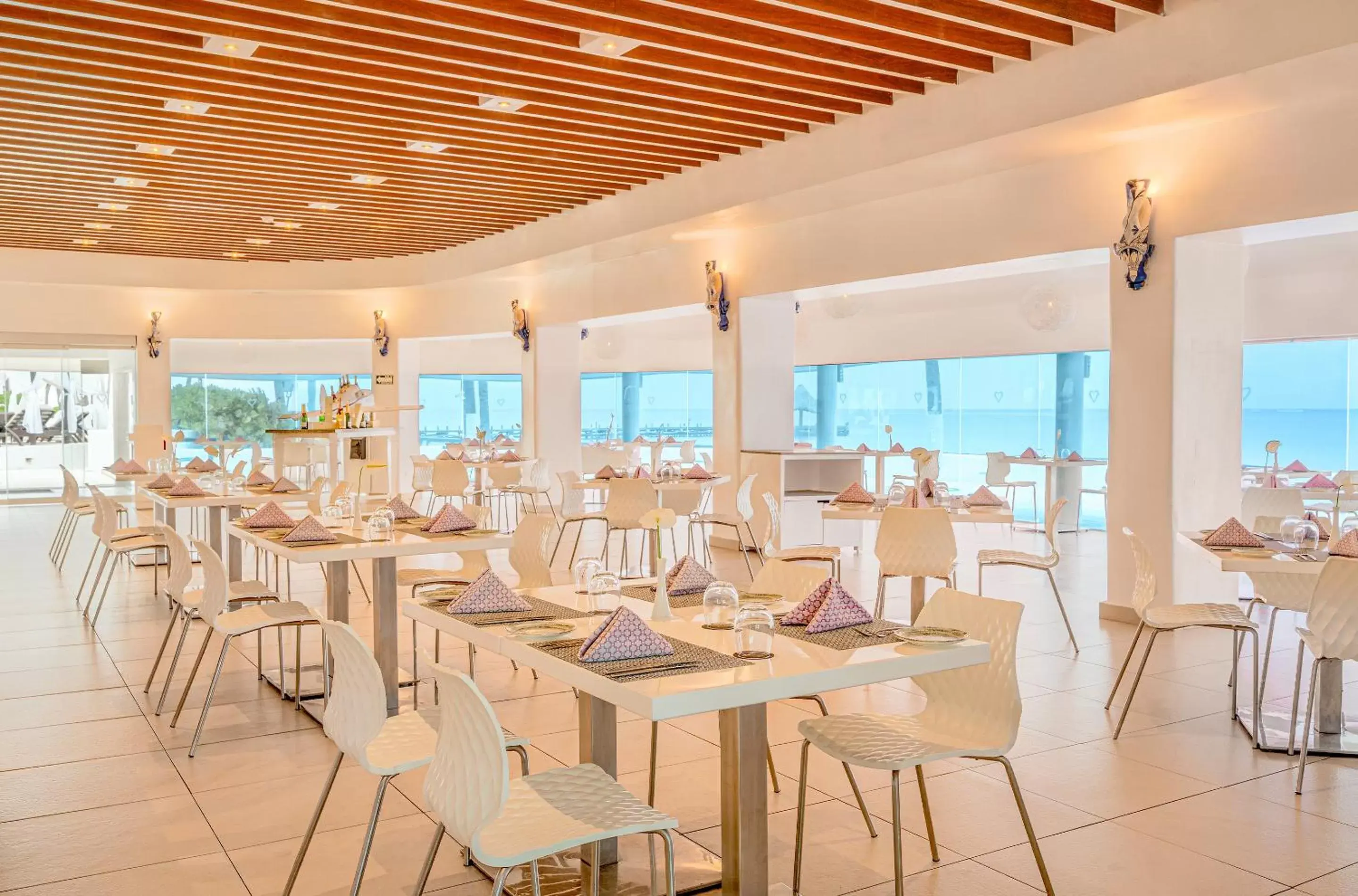 Restaurant/Places to Eat in Desire Riviera Maya Pearl Resort