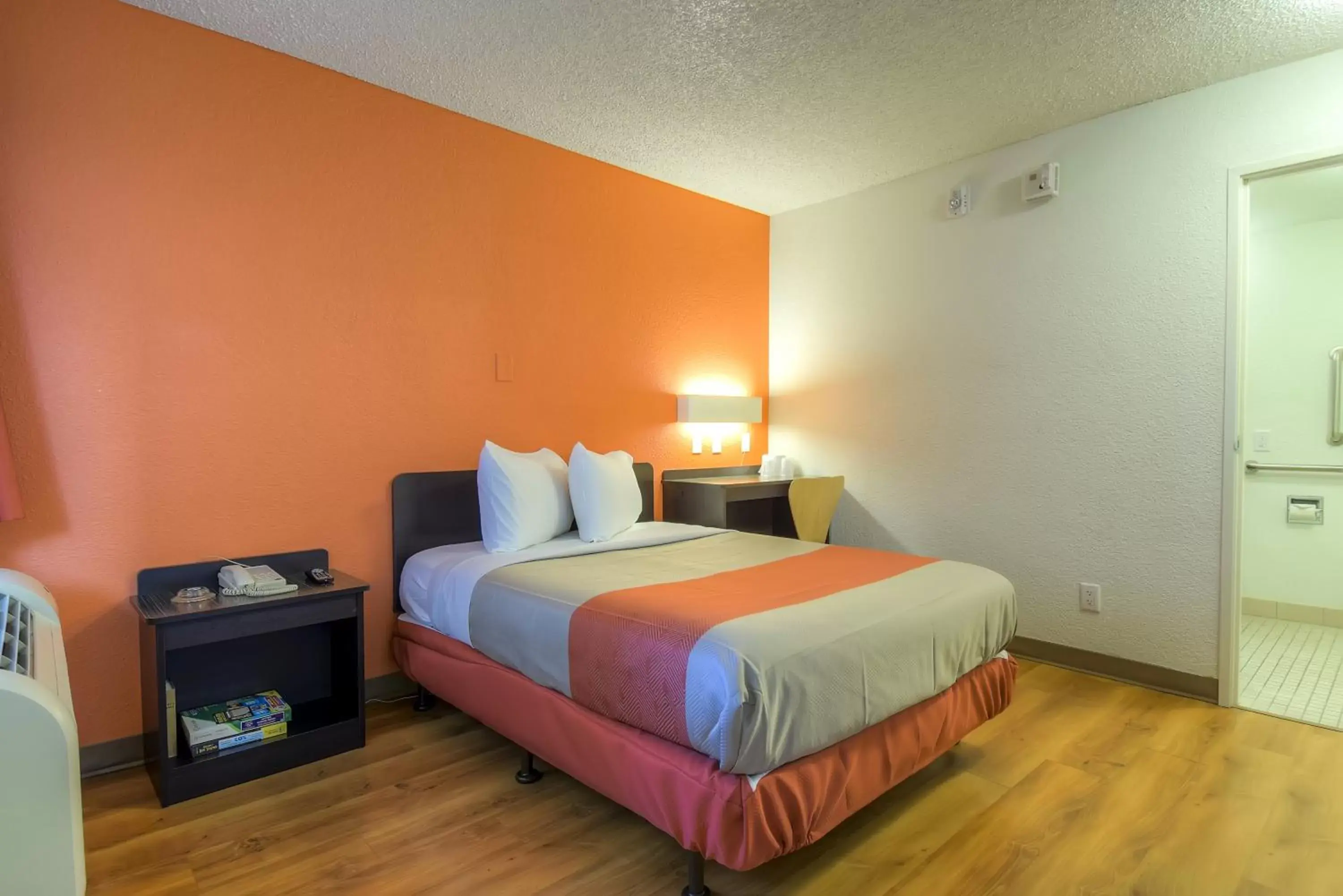 Bedroom, Bed in Motel 6-Las Vegas, NV - Tropicana