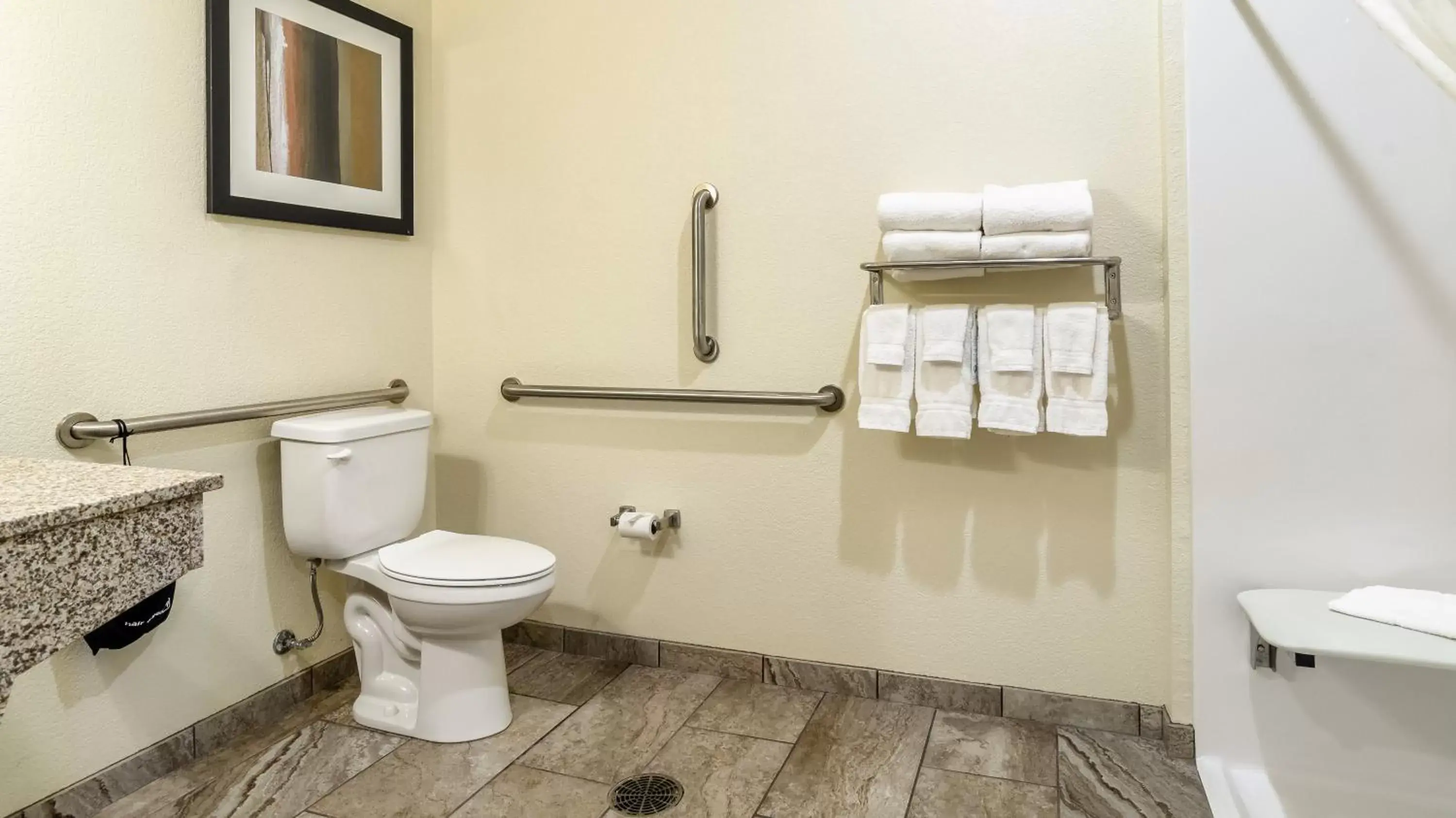 Bathroom in Cobblestone Hotel & Suites - Gering/Scottsbluff